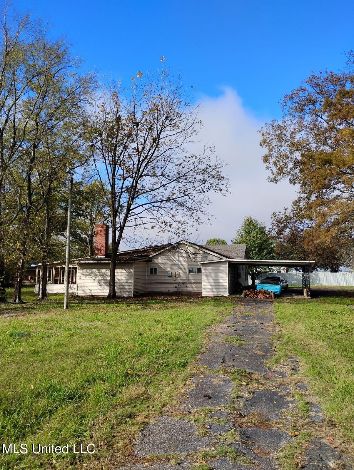 1152 Oakhurst Avenue, Clarksdale, Mississippi image 1