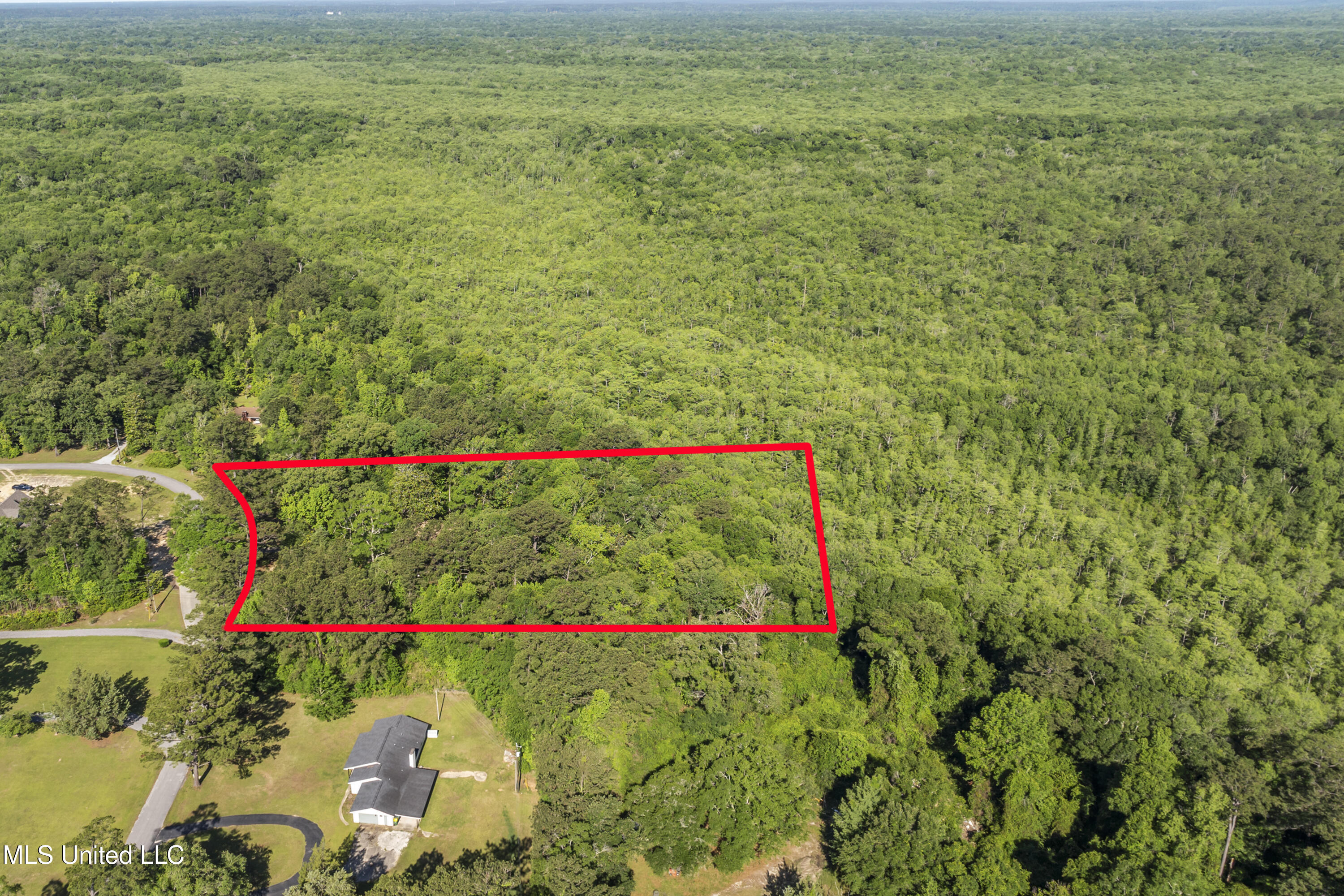 18517 George Cumbest Road, Moss Point, Mississippi image 2