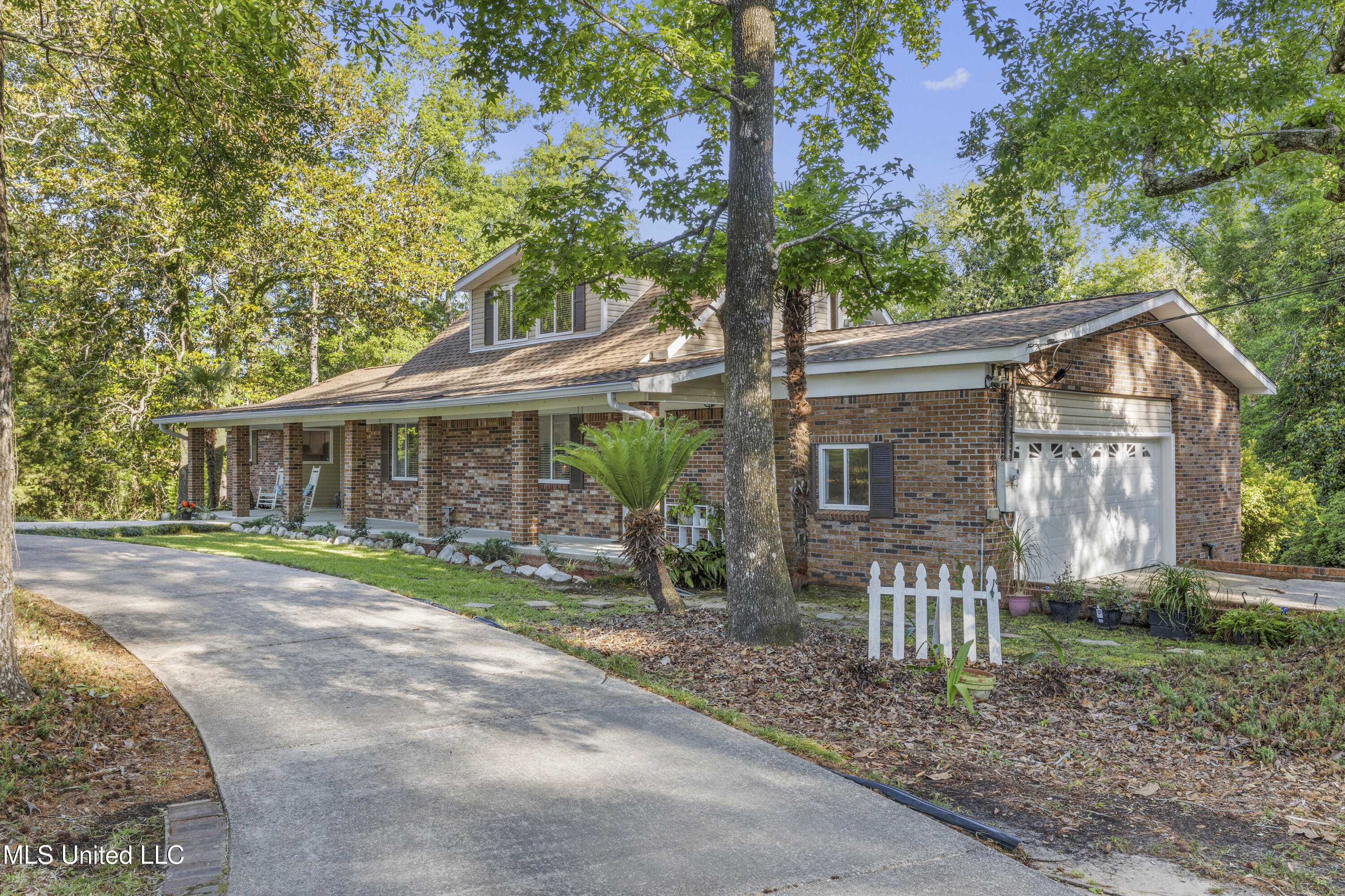 18517 George Cumbest Road, Moss Point, Mississippi image 4
