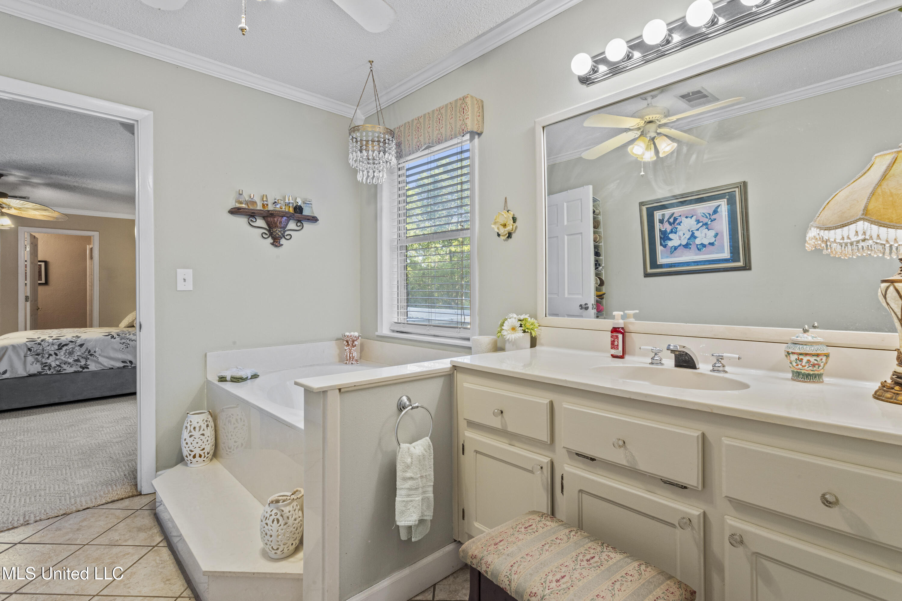 18517 George Cumbest Road, Moss Point, Mississippi image 24