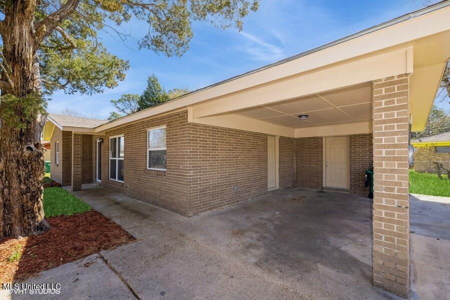 5900 Yaupon Street, Moss Point, Mississippi image 3