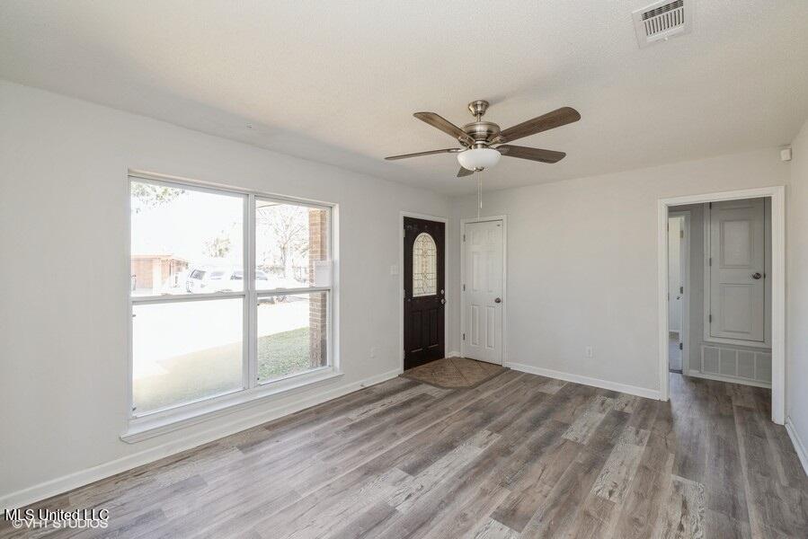 5900 Yaupon Street, Moss Point, Mississippi image 12