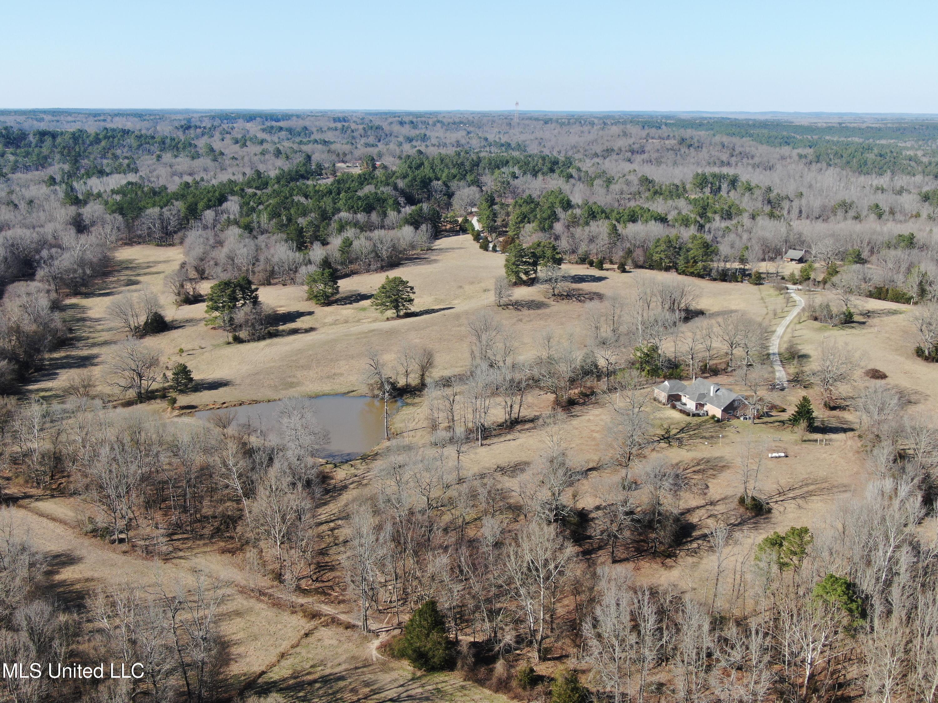 556 Thomas Road, Waterford, Mississippi image 46