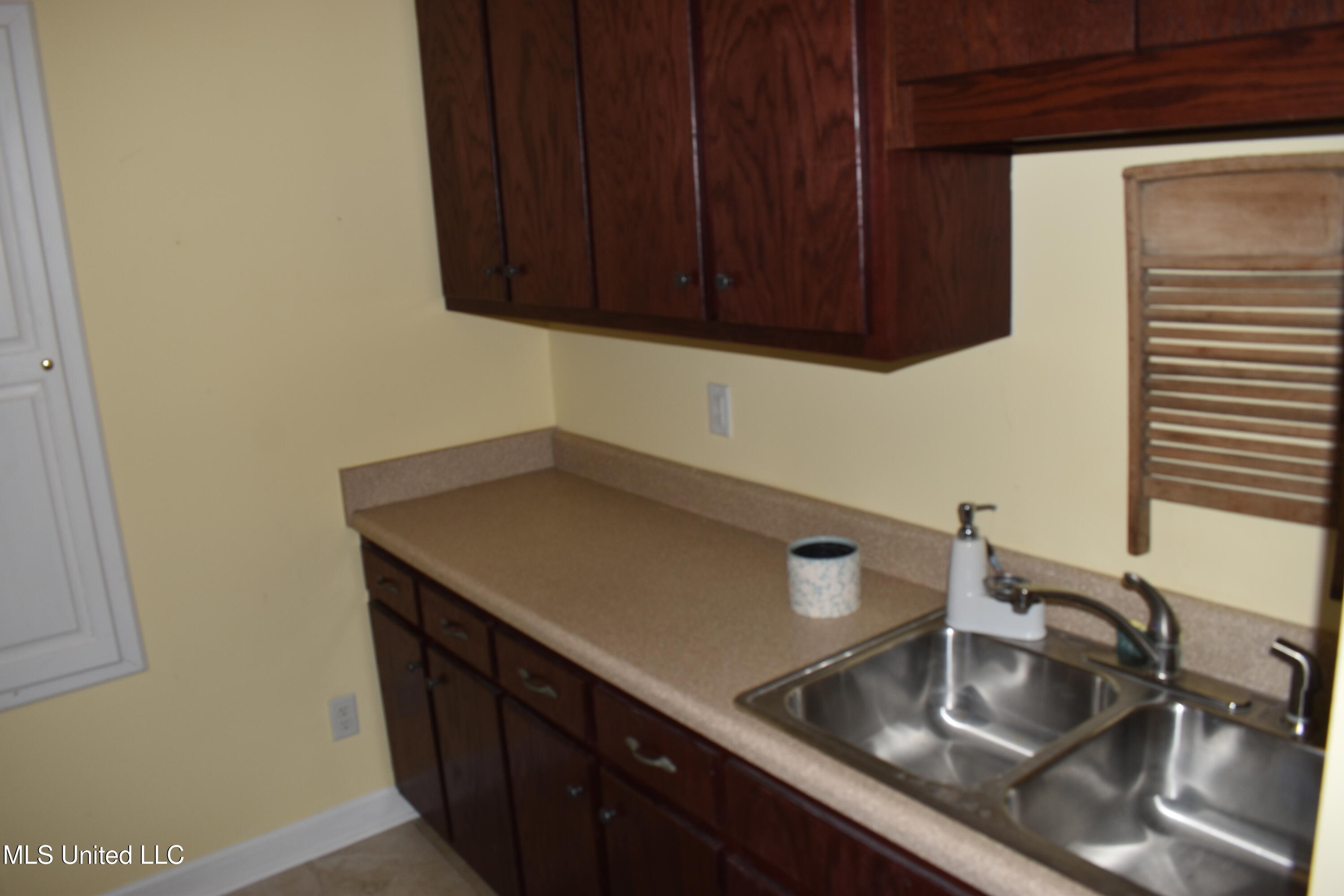 556 Thomas Road, Waterford, Mississippi image 30