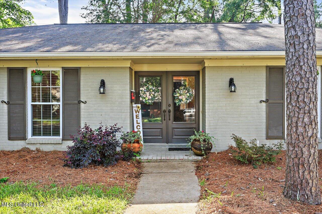 5346 Balmoral Drive, Jackson, Mississippi image 3