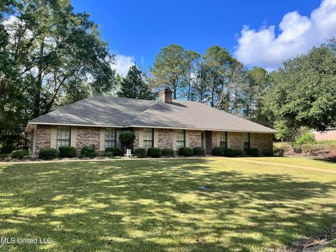 Homes For Sale - 103 Stanton Hall Drive<br/> Florence, MS 39073