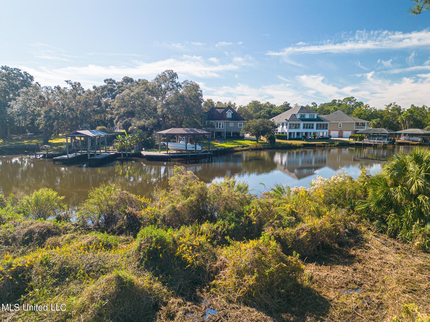 Greenbriar Drive, Gulfport, Mississippi image 10