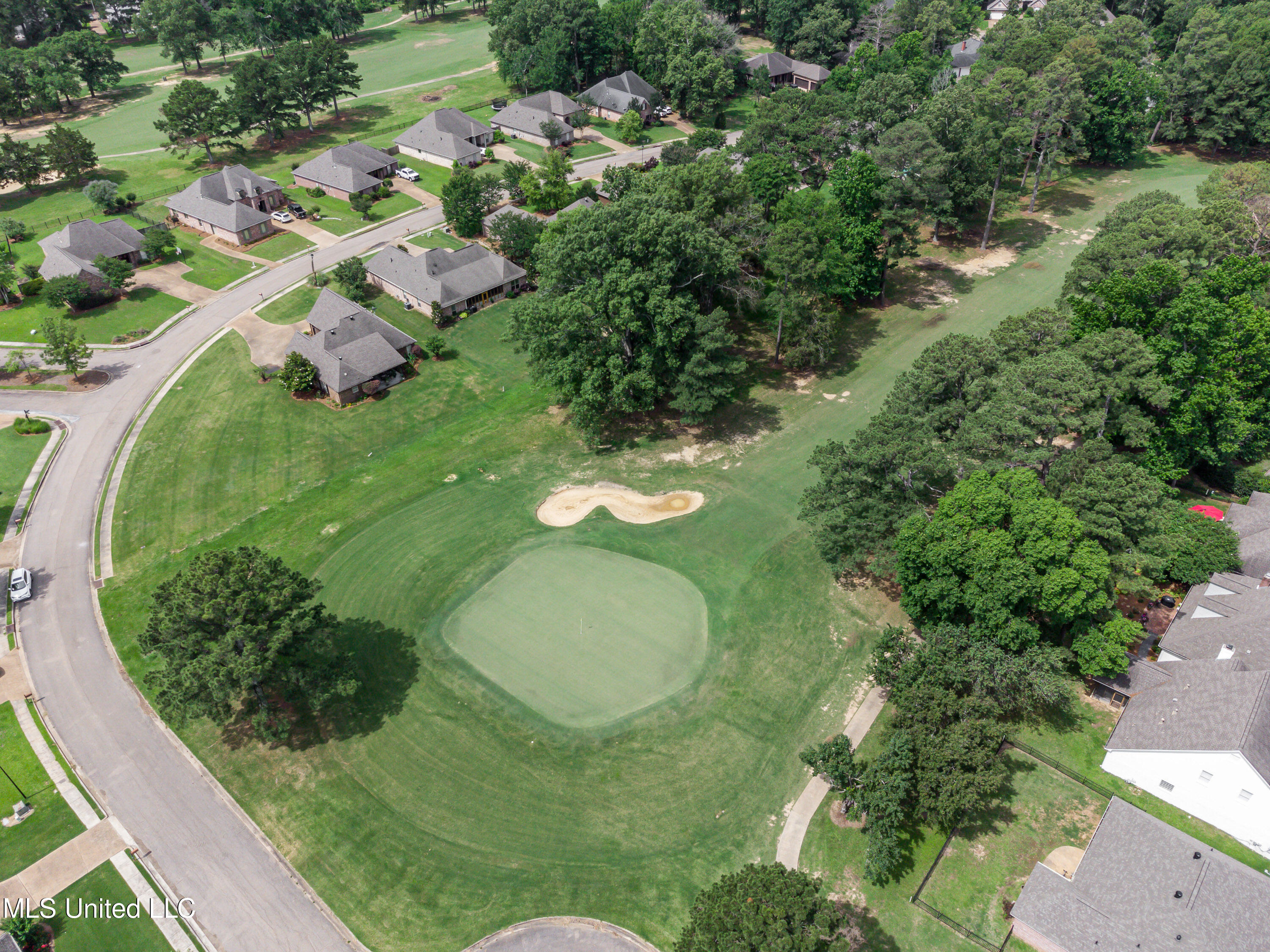 Canton, Mississippi 39046, United States, 4 Bedrooms Bedrooms, ,2 BathroomsBathrooms,Residential,Pending,56507
