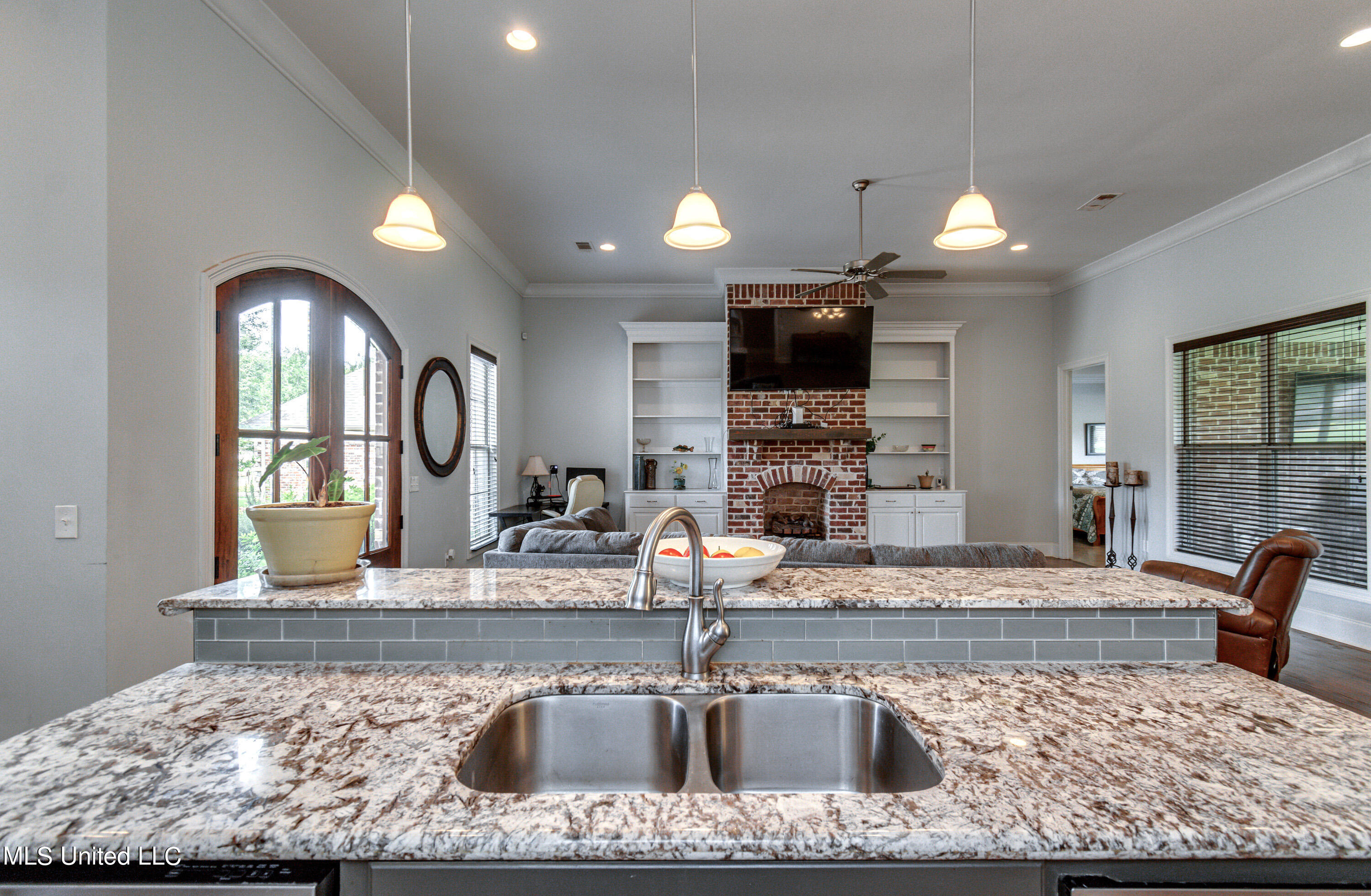 Canton, Mississippi 39046, United States, 4 Bedrooms Bedrooms, ,2 BathroomsBathrooms,Residential,Pending,56507