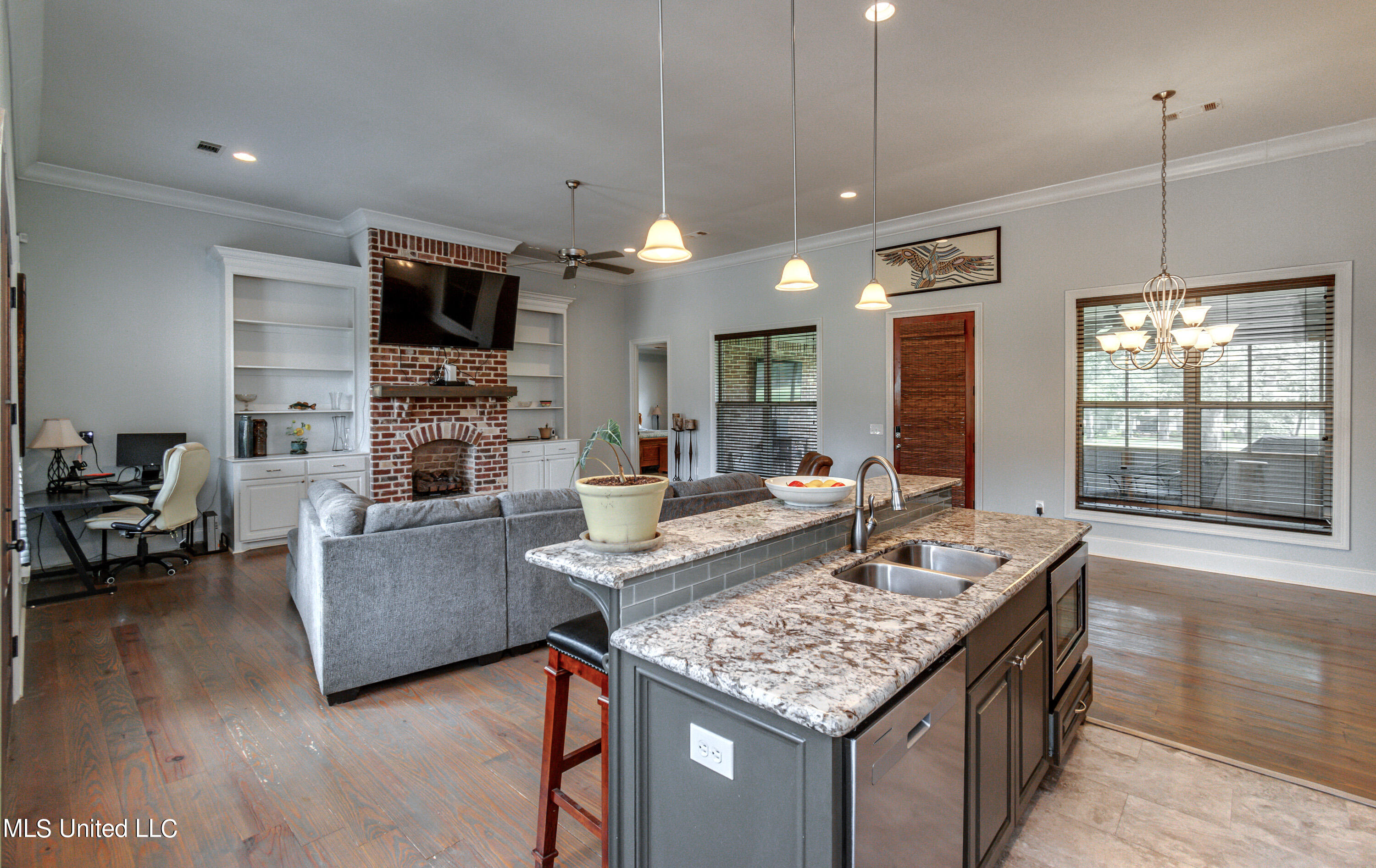 Canton, Mississippi 39046, United States, 4 Bedrooms Bedrooms, ,2 BathroomsBathrooms,Residential,Pending,56507