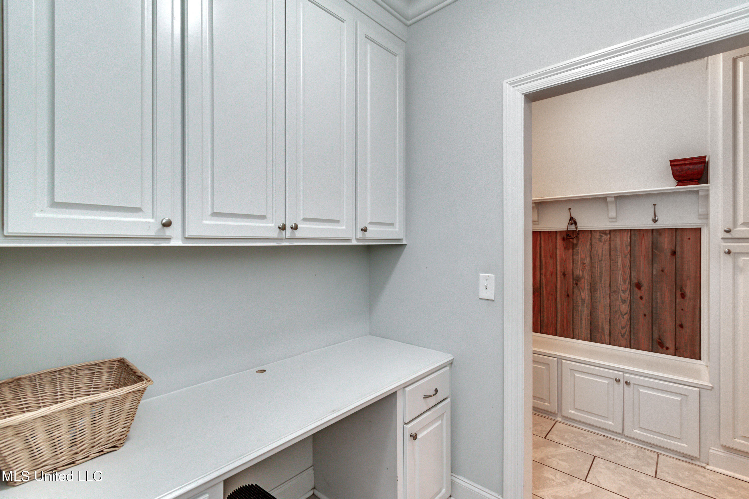 Canton, Mississippi 39046, United States, 4 Bedrooms Bedrooms, ,2 BathroomsBathrooms,Residential,Pending,56507