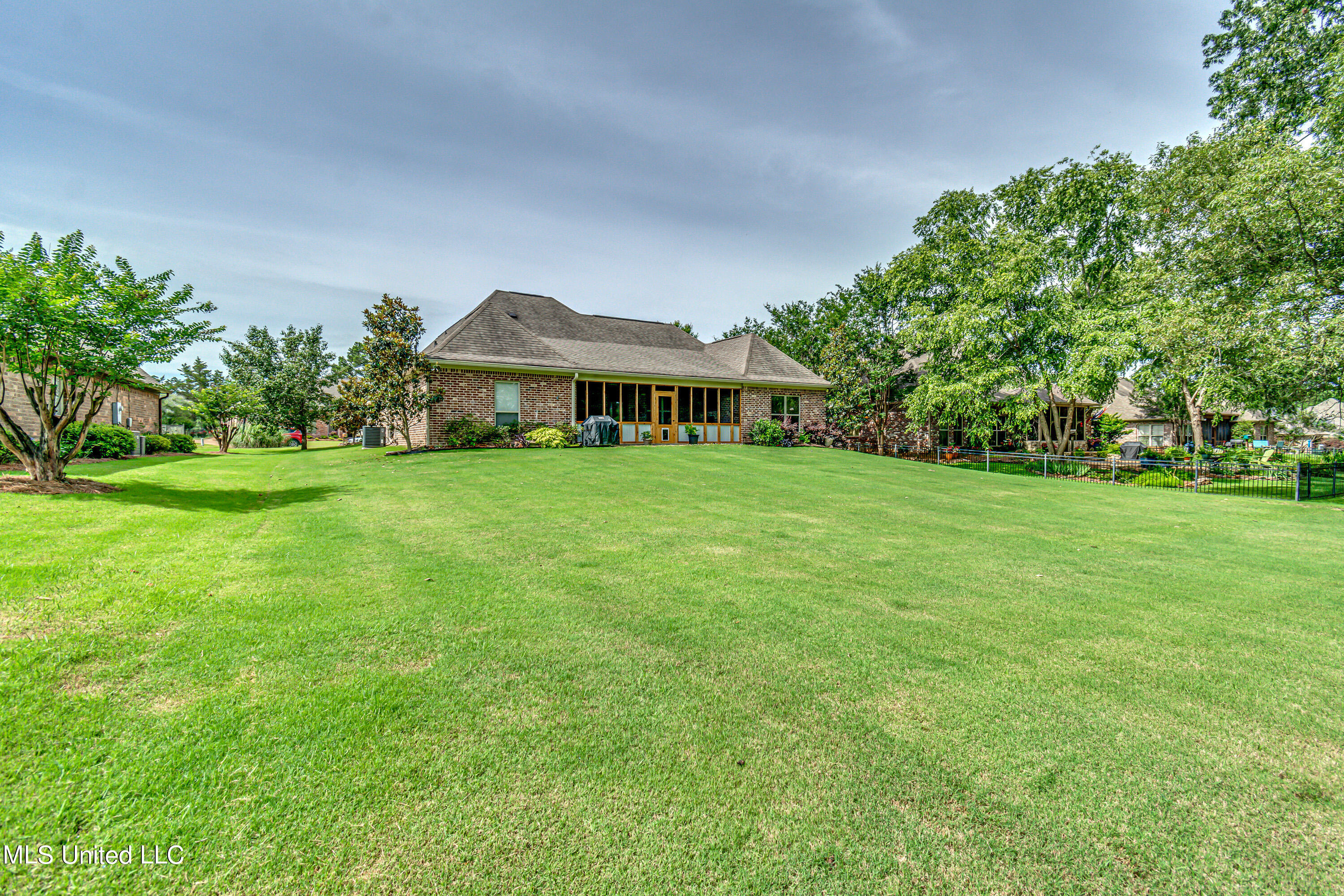 Canton, Mississippi 39046, United States, 4 Bedrooms Bedrooms, ,2 BathroomsBathrooms,Residential,Pending,56507