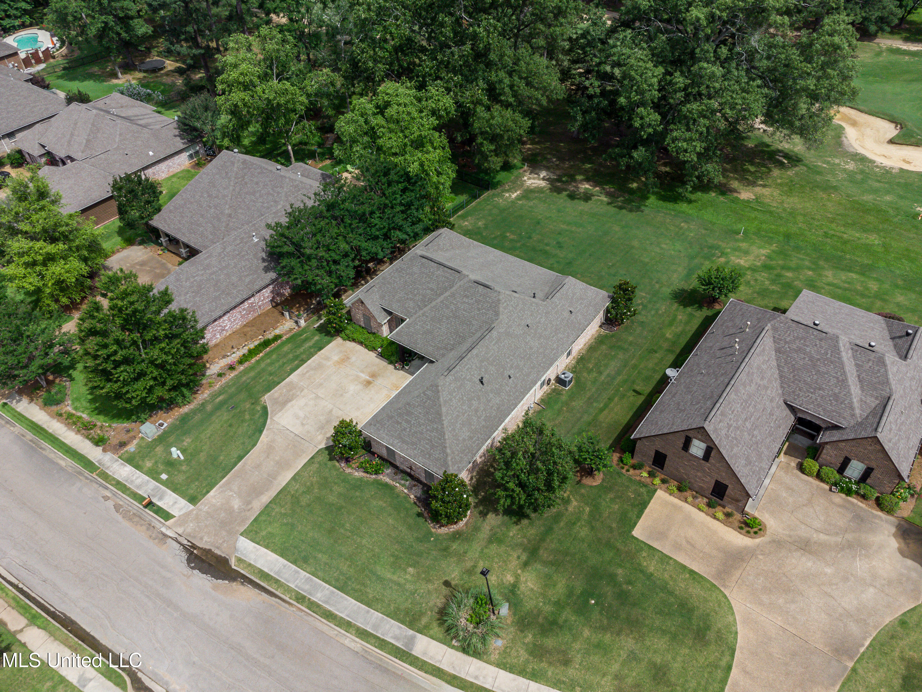 Canton, Mississippi 39046, United States, 4 Bedrooms Bedrooms, ,2 BathroomsBathrooms,Residential,Pending,56507