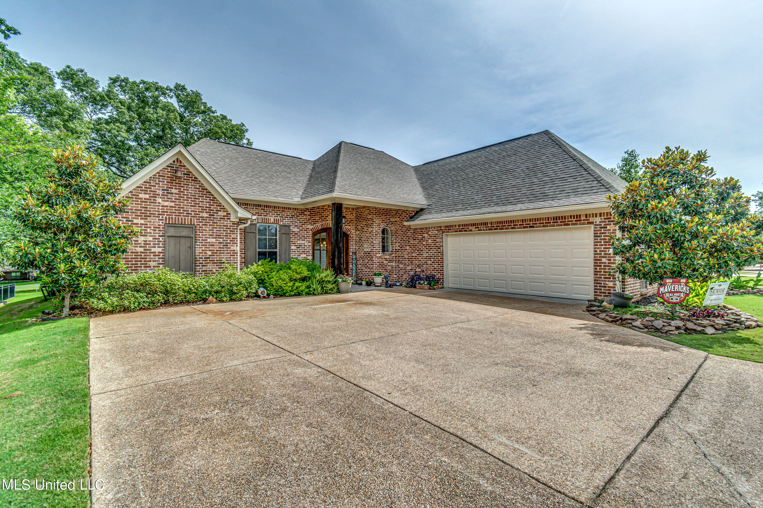 Canton, Mississippi 39046, United States, 4 Bedrooms Bedrooms, ,2 BathroomsBathrooms,Residential,Pending,56507