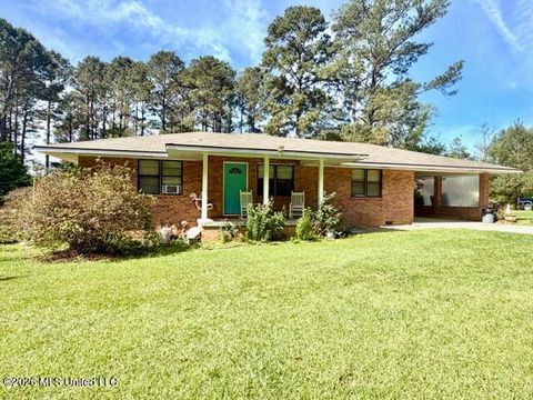 Homes For Sale - 1330 Calvary Drive<br/> Bogue Chitto, MS 39629