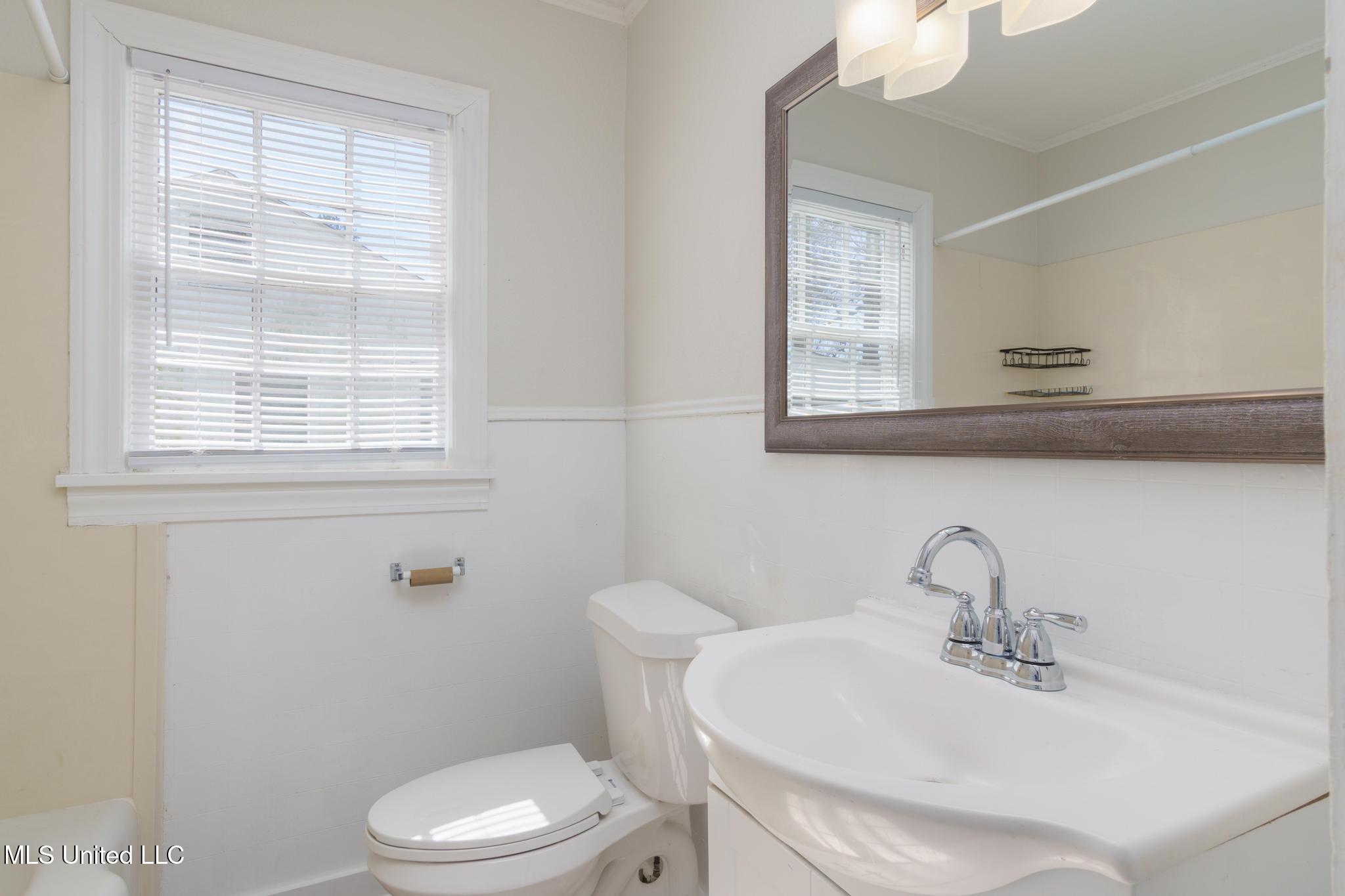 314 S 13th Avenue, Hattiesburg, Mississippi image 13