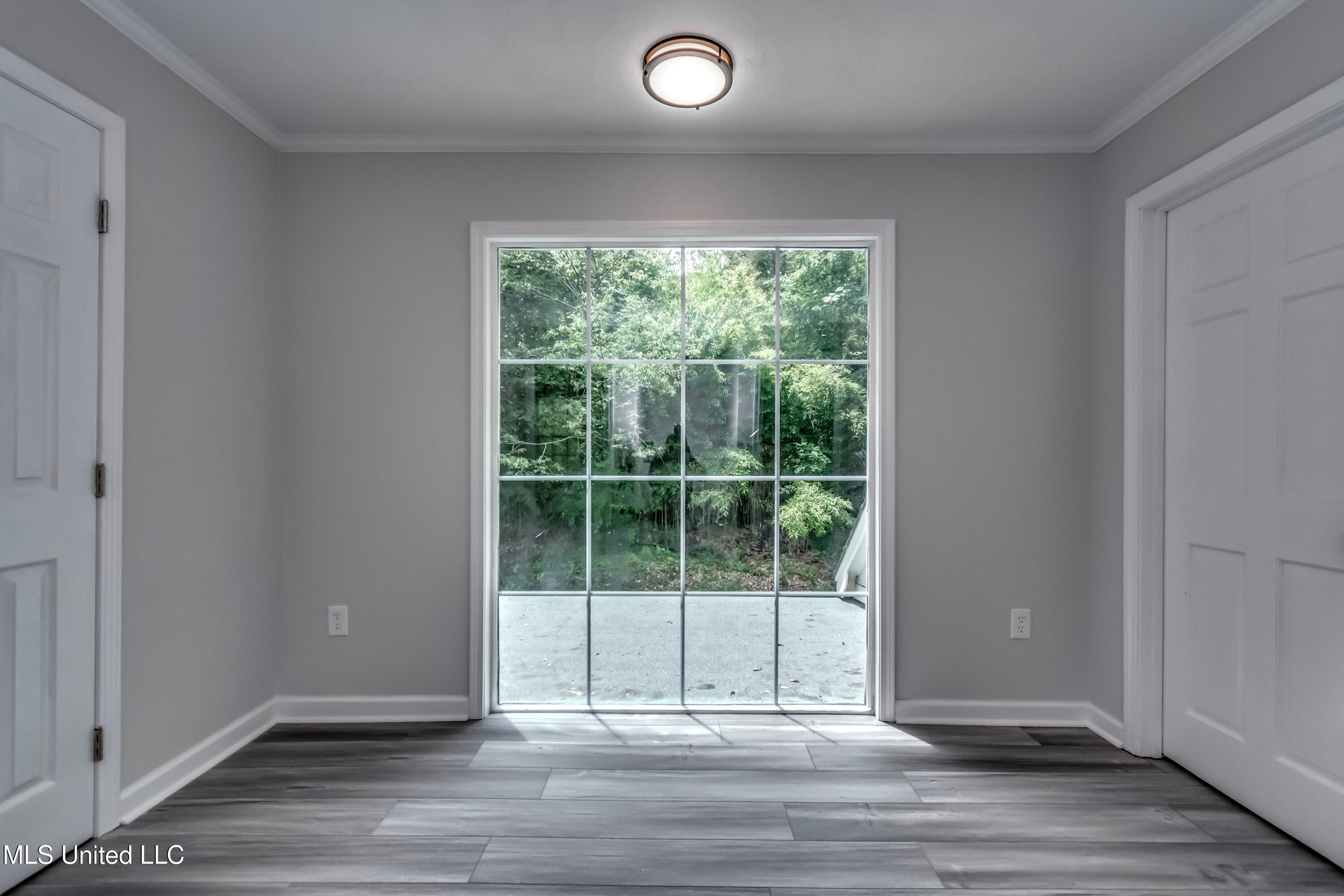 767 Sherwood Drive, Jackson, Mississippi image 42