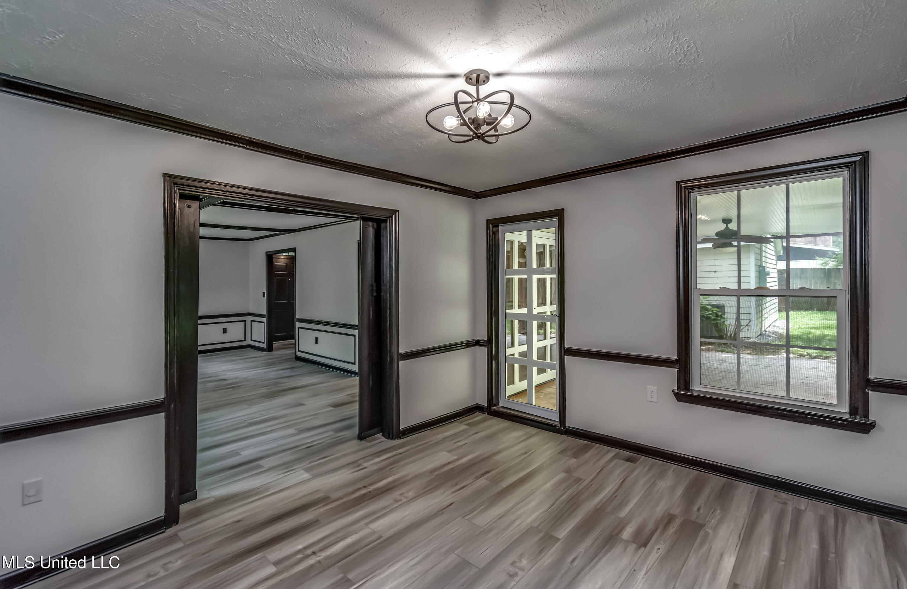 767 Sherwood Drive, Jackson, Mississippi image 20