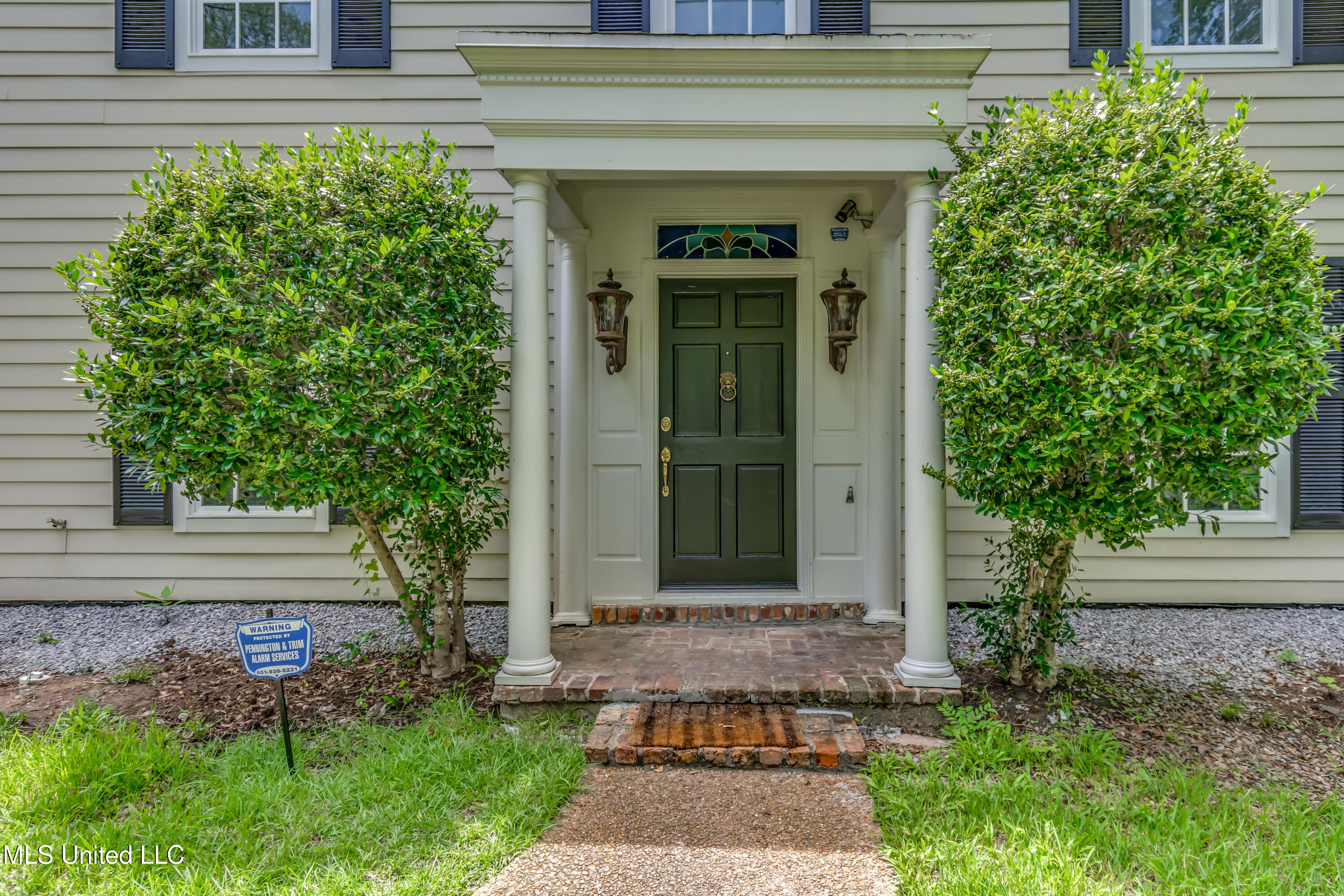 767 Sherwood Drive, Jackson, Mississippi image 4