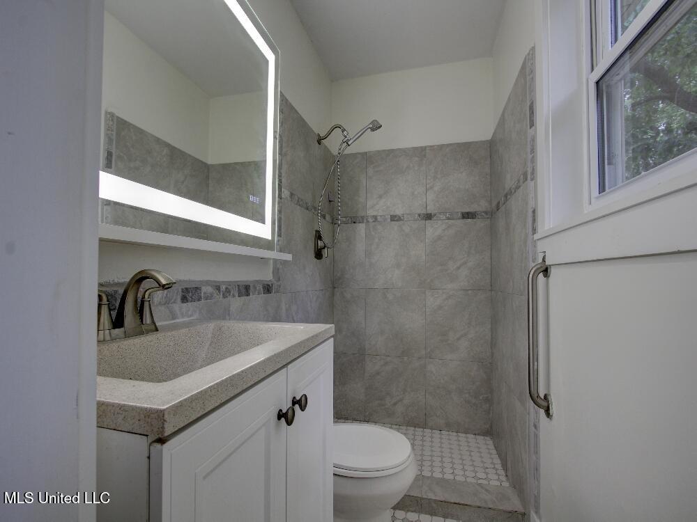 1501 Mount Pleasant Road, Hernando, Mississippi image 13