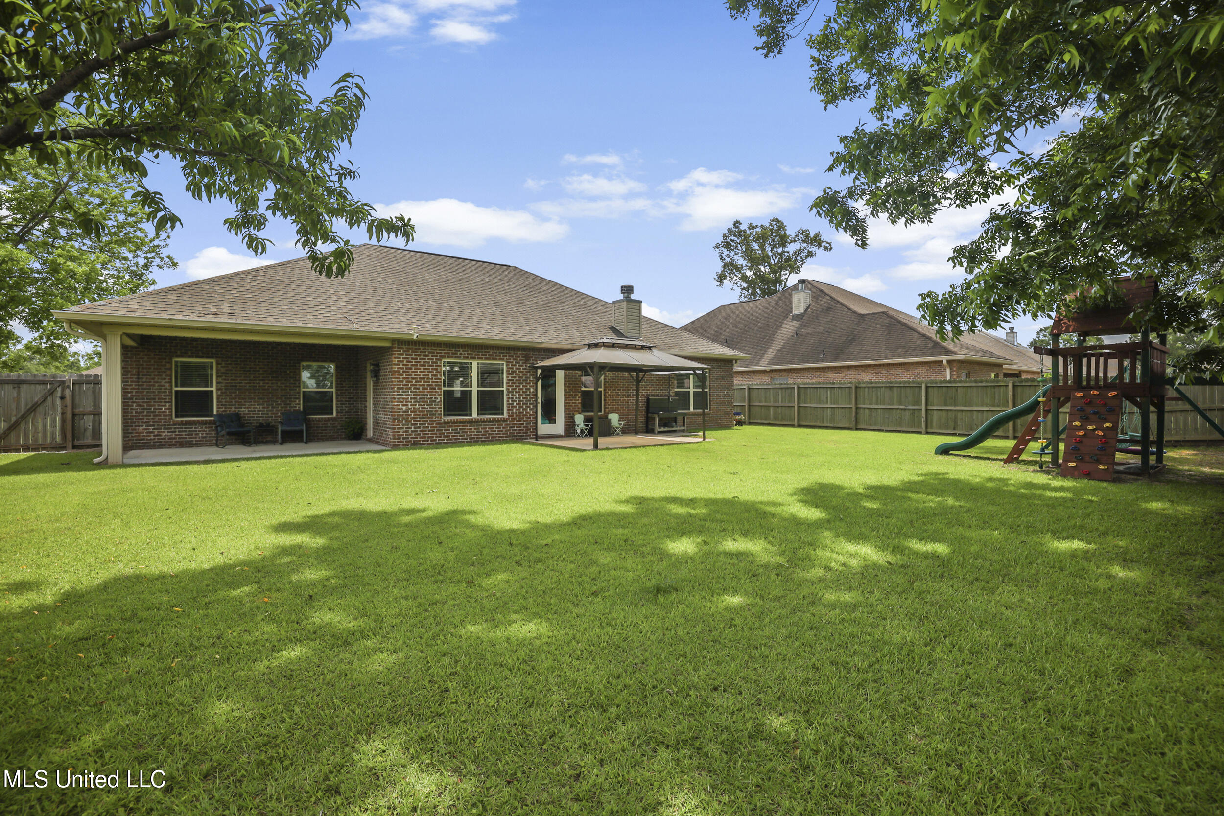 13111 Hawthorn Drive, Biloxi, Mississippi image 47