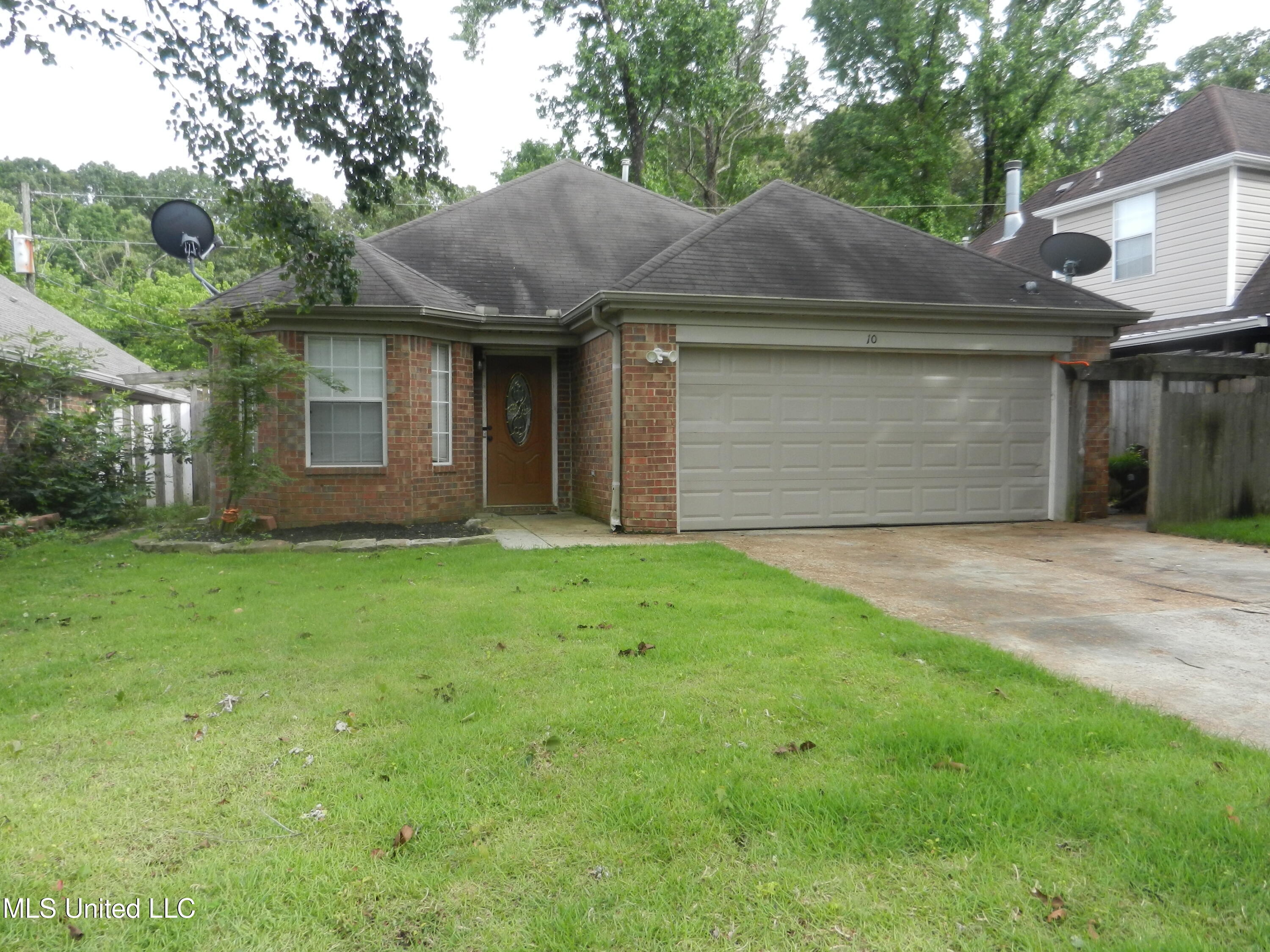 1070 Wilson Ridge Ridge, Lake Cormorant, Mississippi image 1