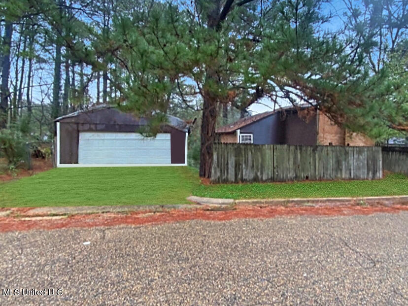 613 Briarcliff Circle, Jackson, Mississippi image 9
