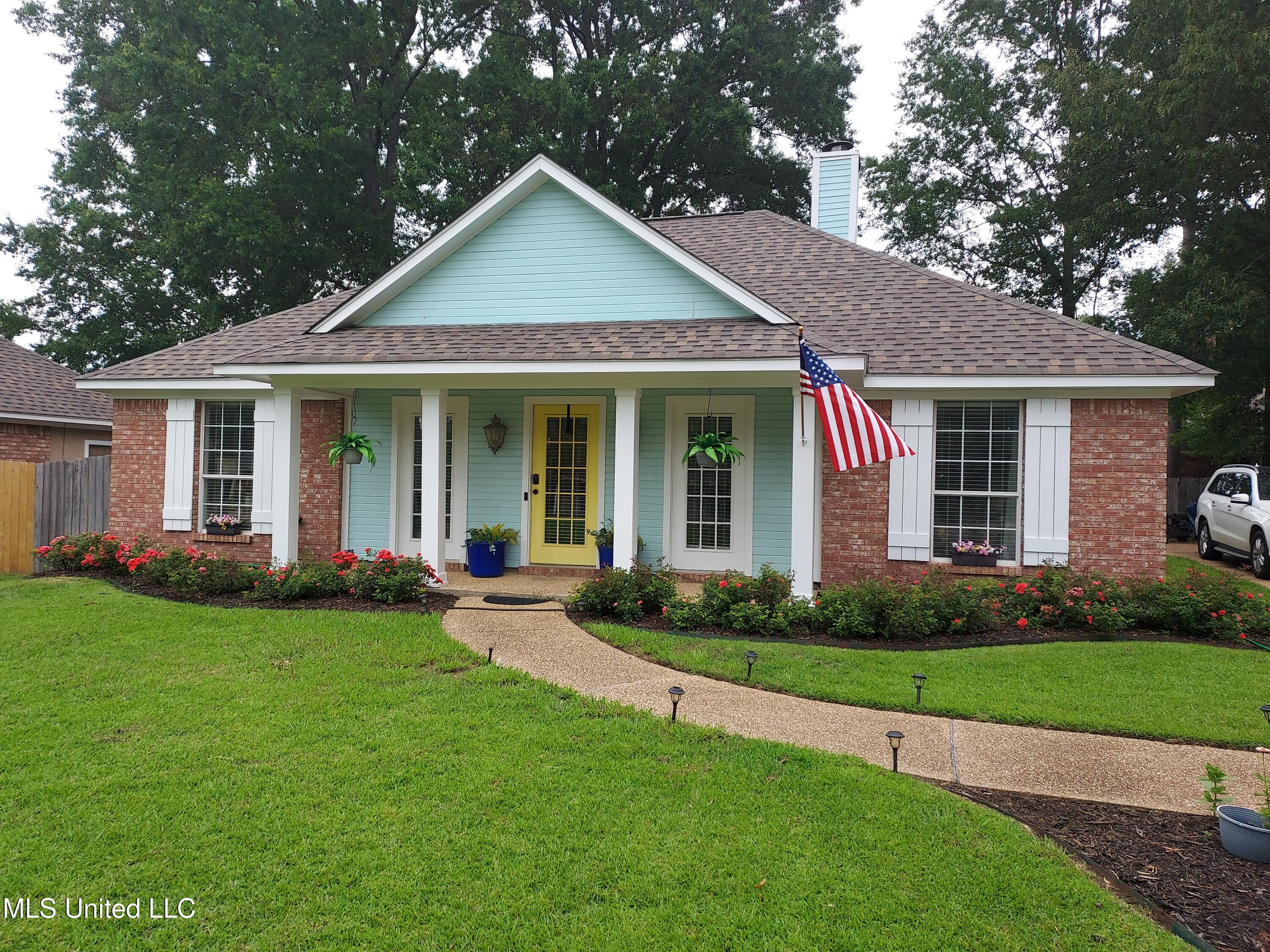 533 Greenhead Circle, Brandon, Mississippi image 1