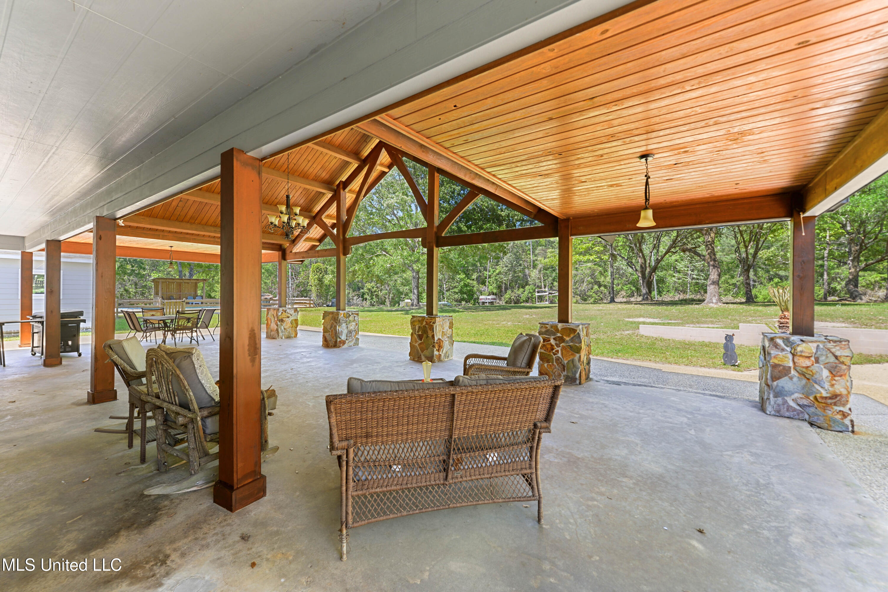 19640 Busby Road, Vancleave, Mississippi image 5