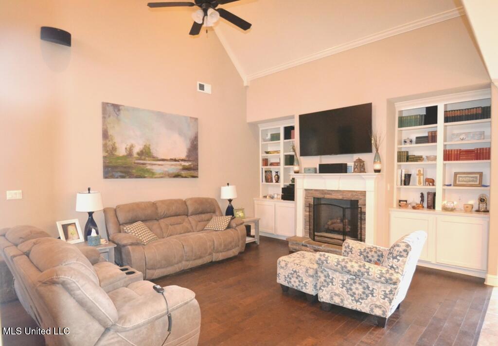 12900 Miller Farms Drive, Olive Branch, Mississippi image 5