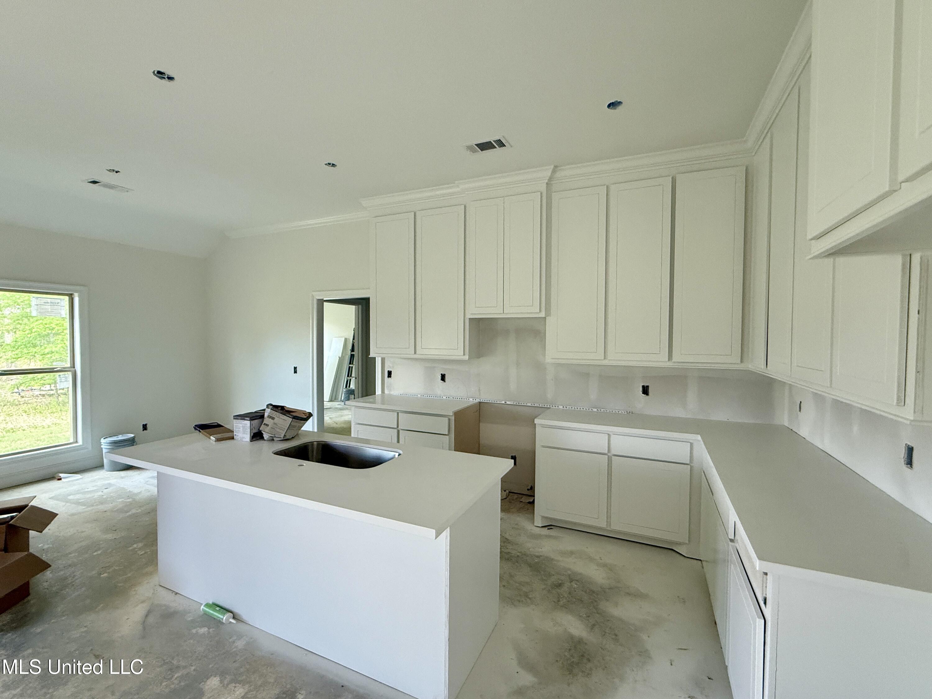 412 Baleigh Way, Canton, Mississippi image 2