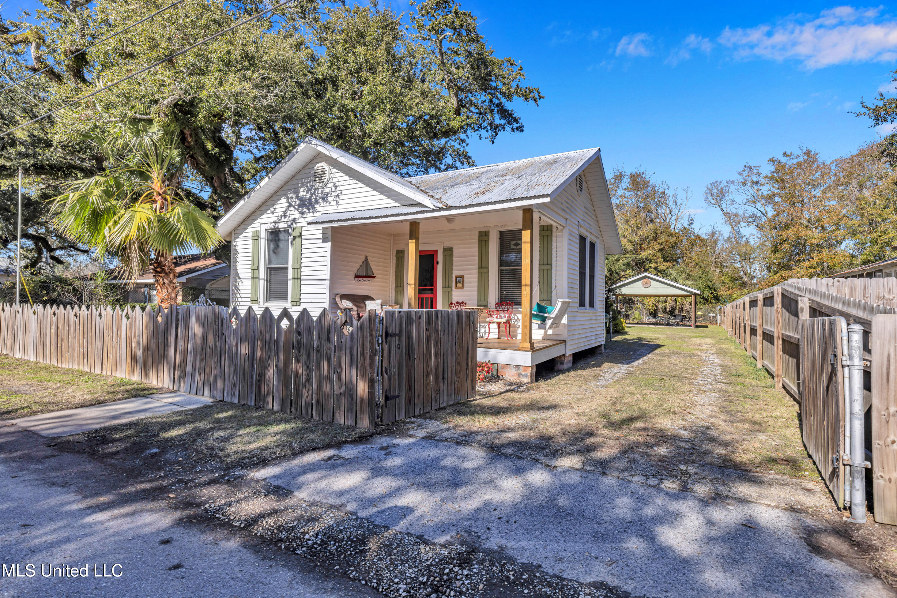 311 Citizen Street, Bay Saint Louis, Mississippi image 2