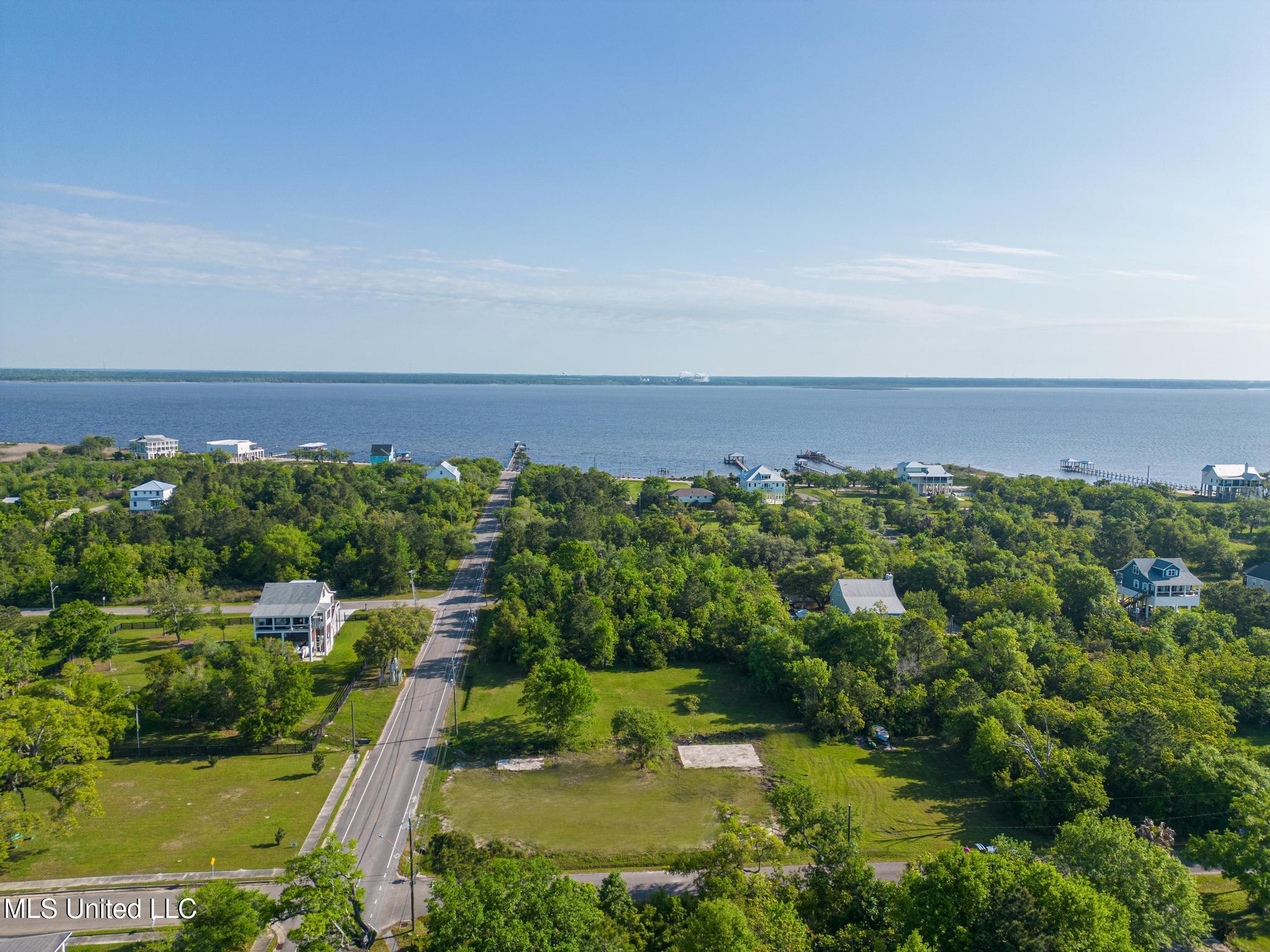 1403 Dunbar Avenue, Bay Saint Louis, Mississippi image 4