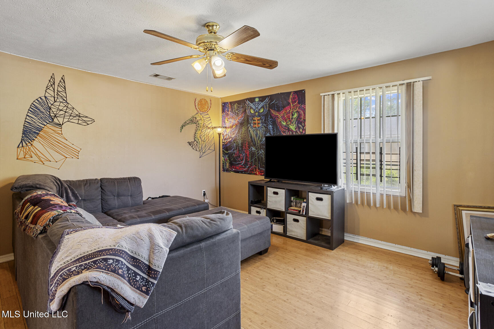 193 E Bell Street, Jackson, Mississippi image 4