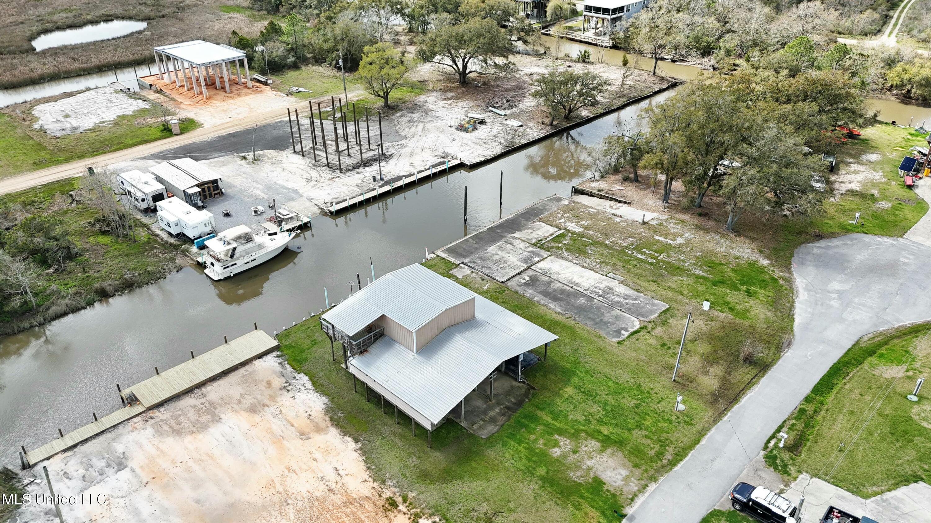 10099 W Park Road, Bay Saint Louis, Mississippi image 17