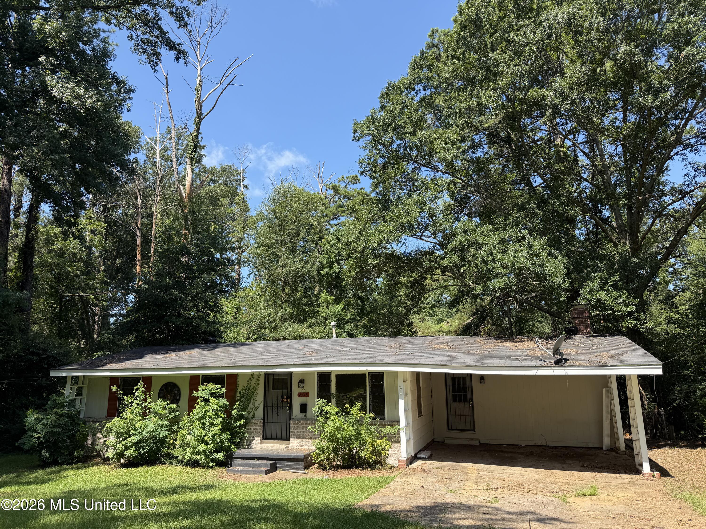 Photo 1 of 16 — 2745 Marydale Drive, Jackson, MS 39212
