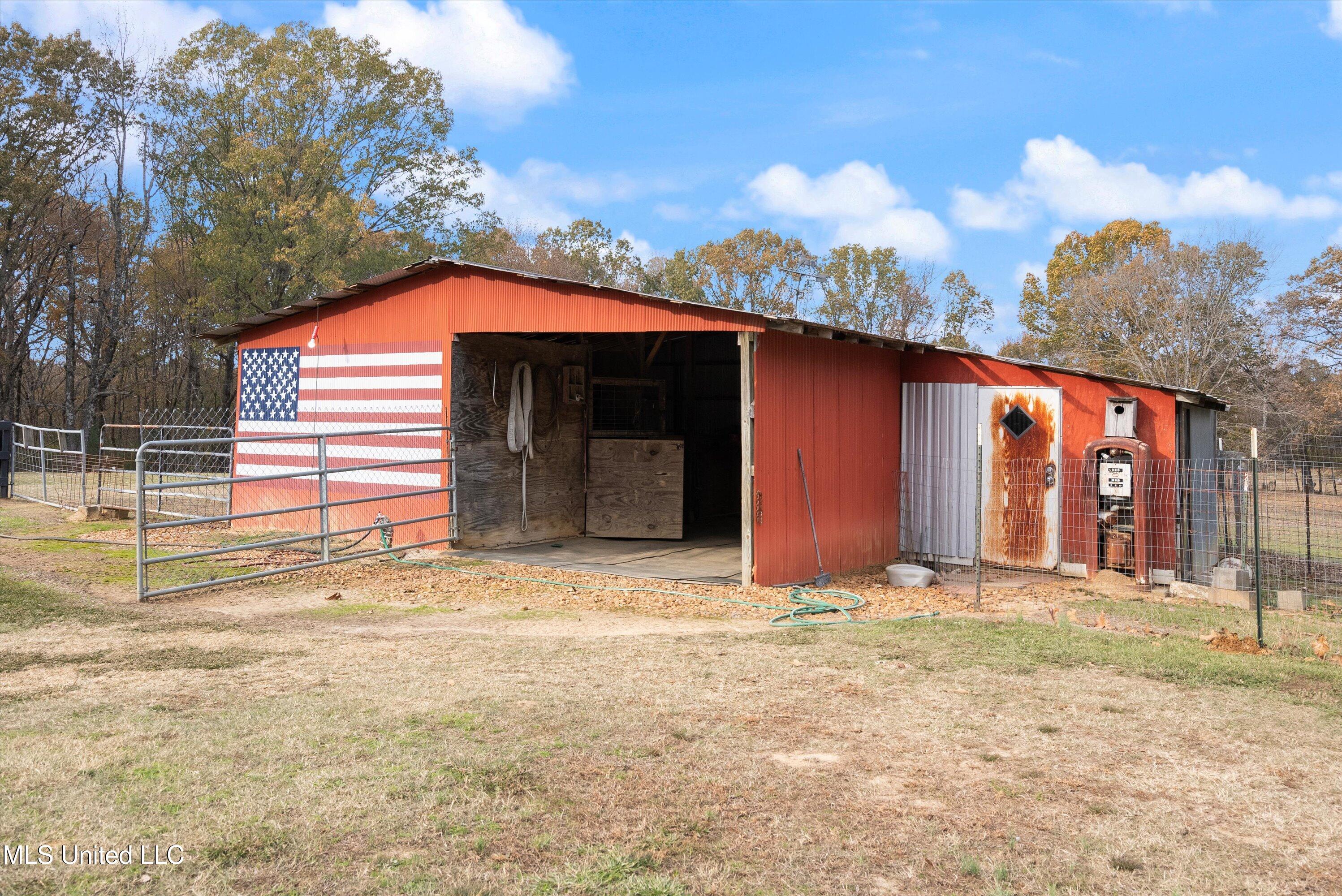 396 Fonzie Scott Road, Coldwater, Mississippi image 43