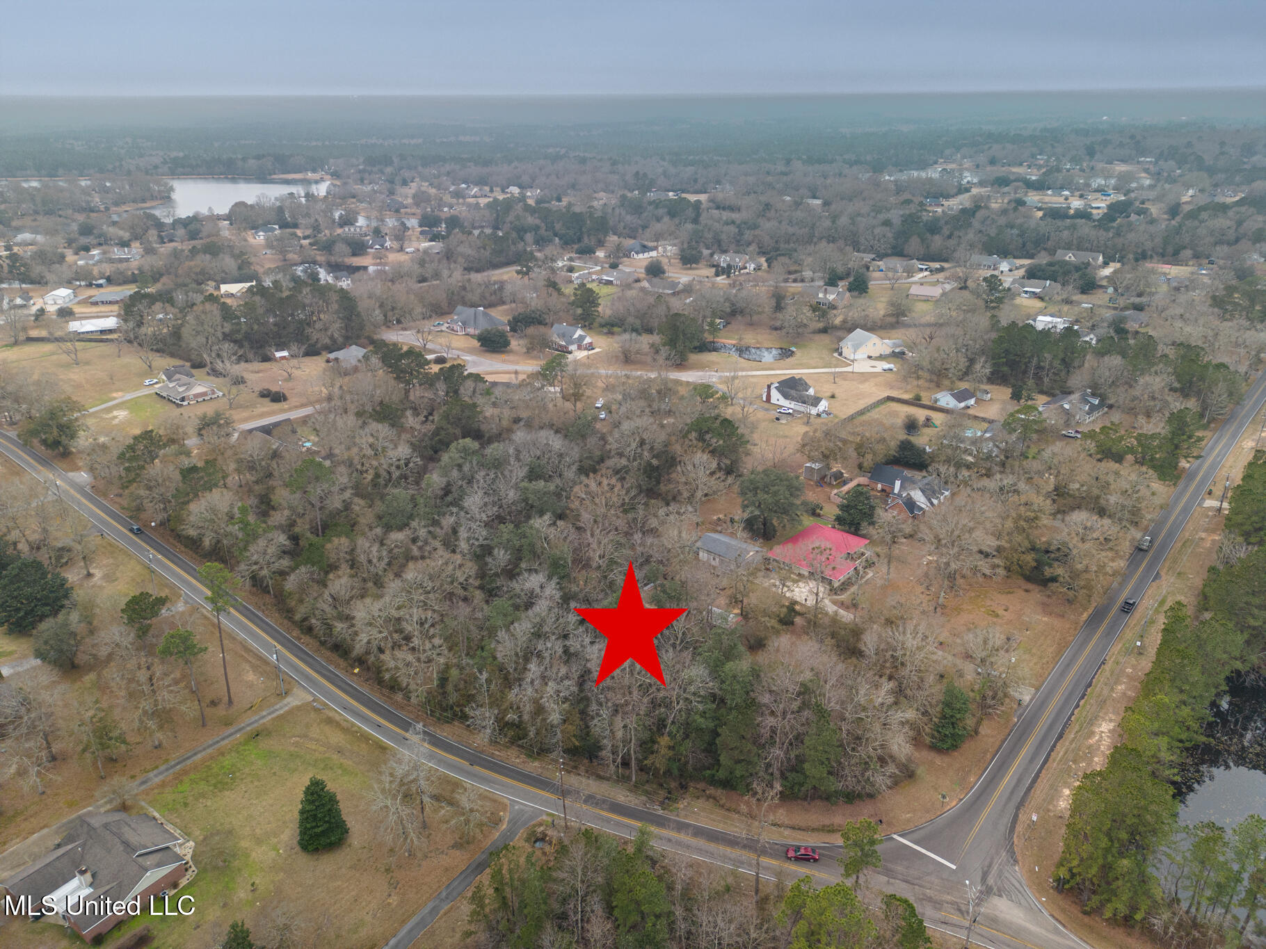 18581 W Wortham Road, Saucier, Mississippi image 1