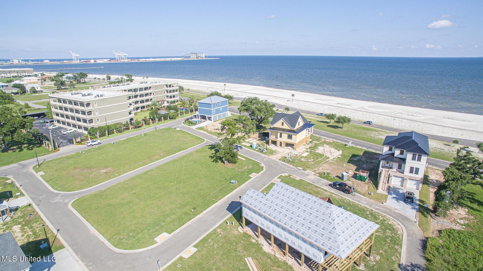 541 Fournier Avenue, Gulfport, Mississippi image 8