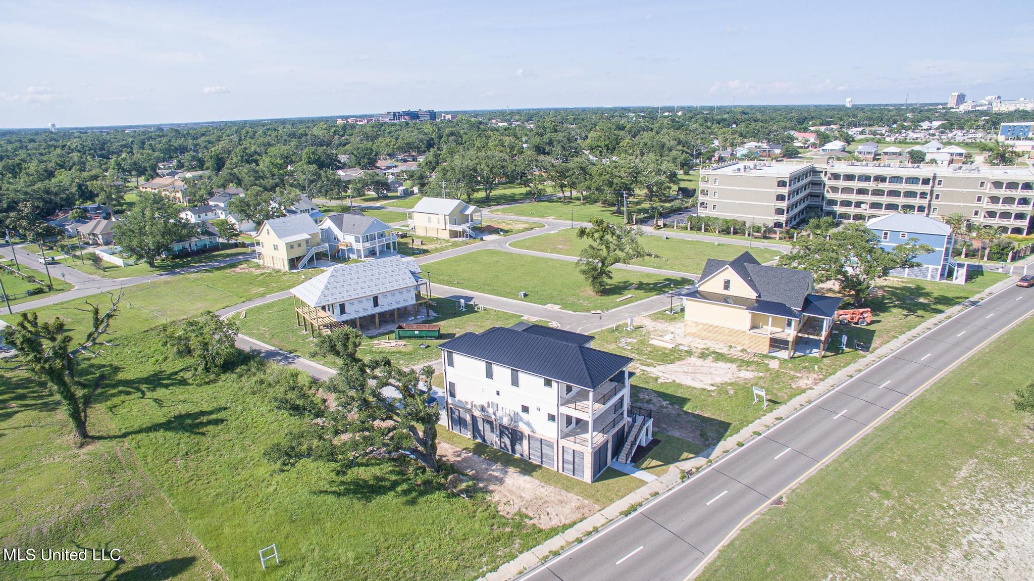 541 Fournier Avenue, Gulfport, Mississippi image 11
