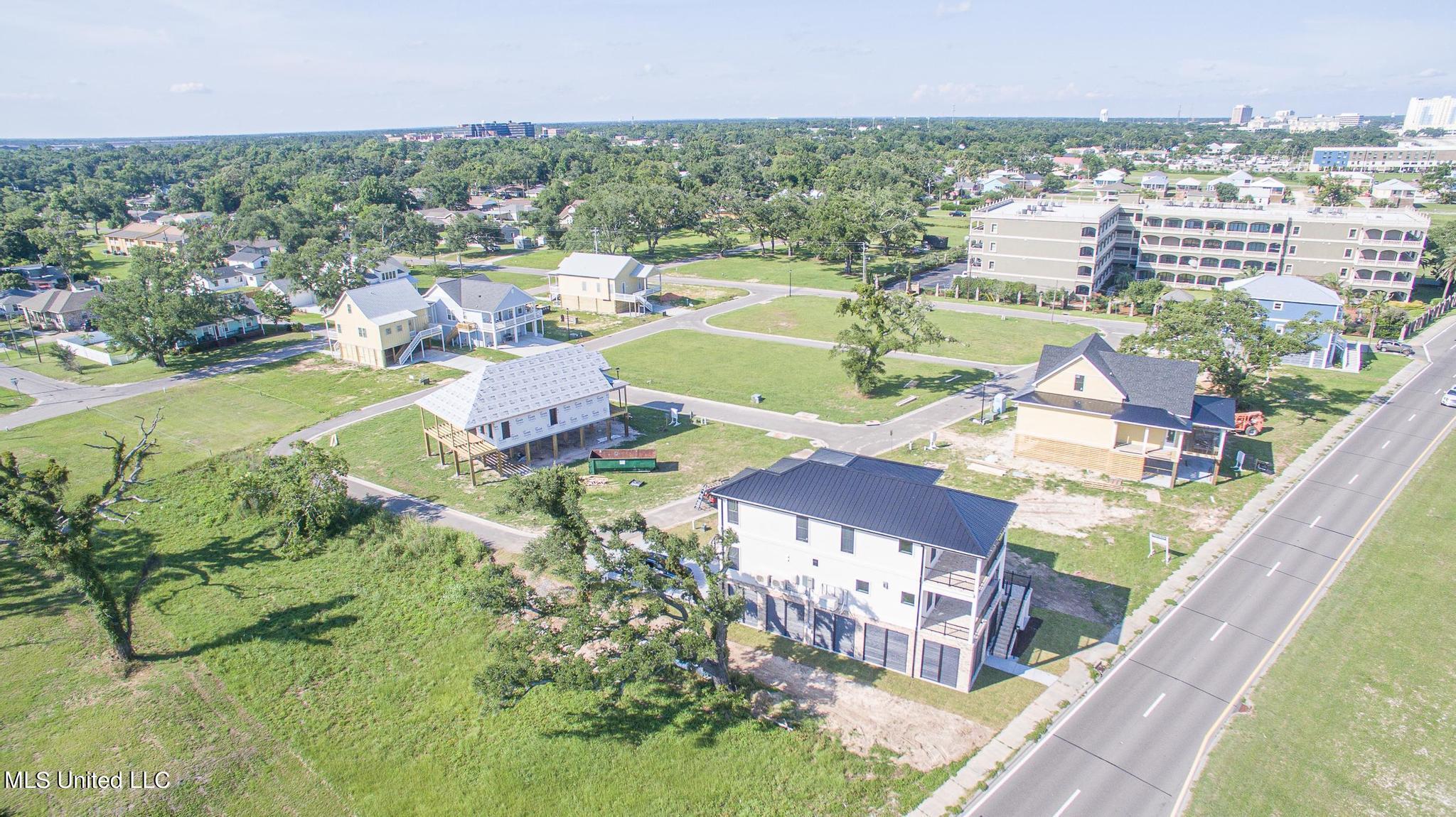 541 Fournier Avenue, Gulfport, Mississippi image 10