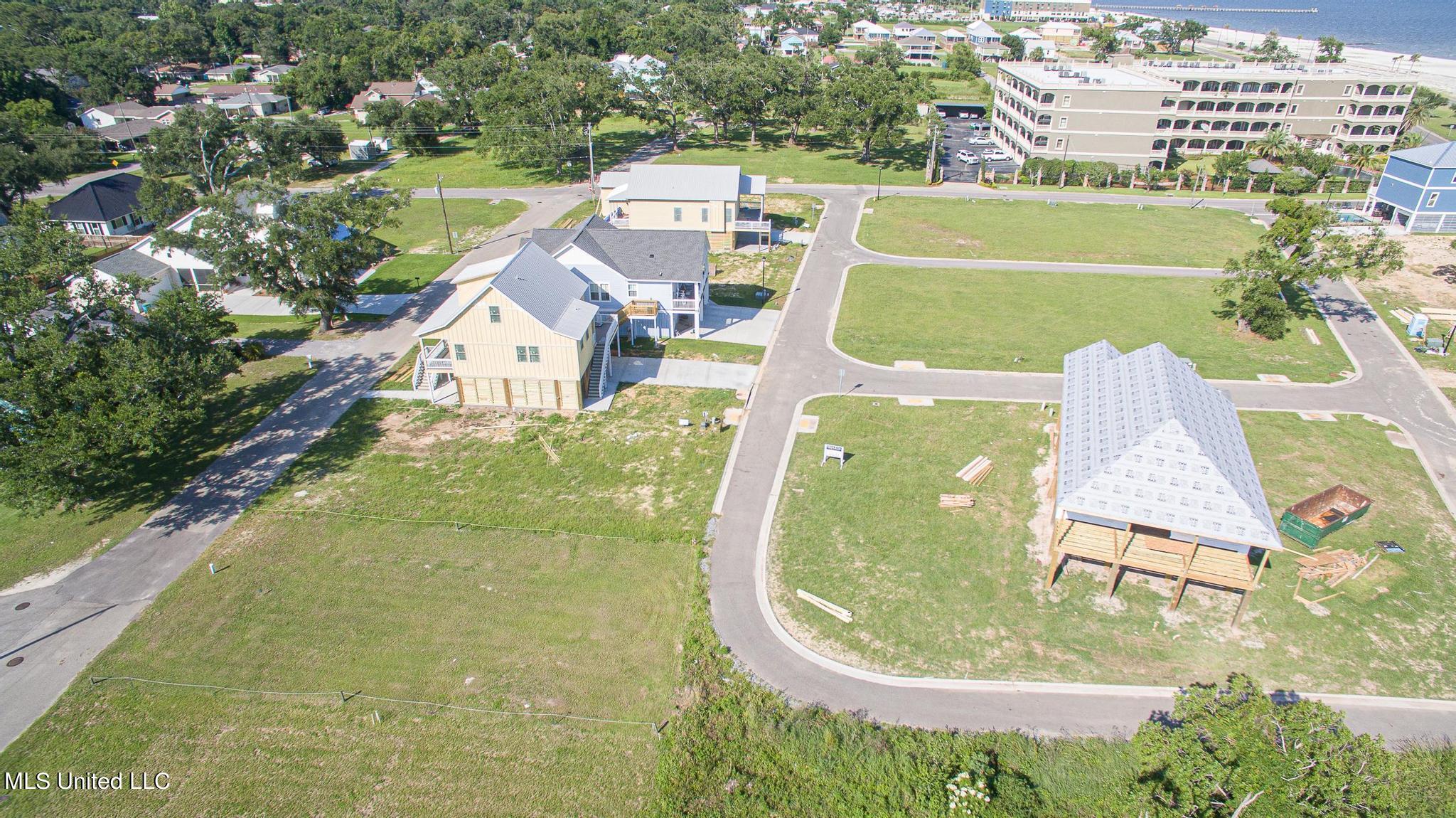 541 Fournier Avenue, Gulfport, Mississippi image 5
