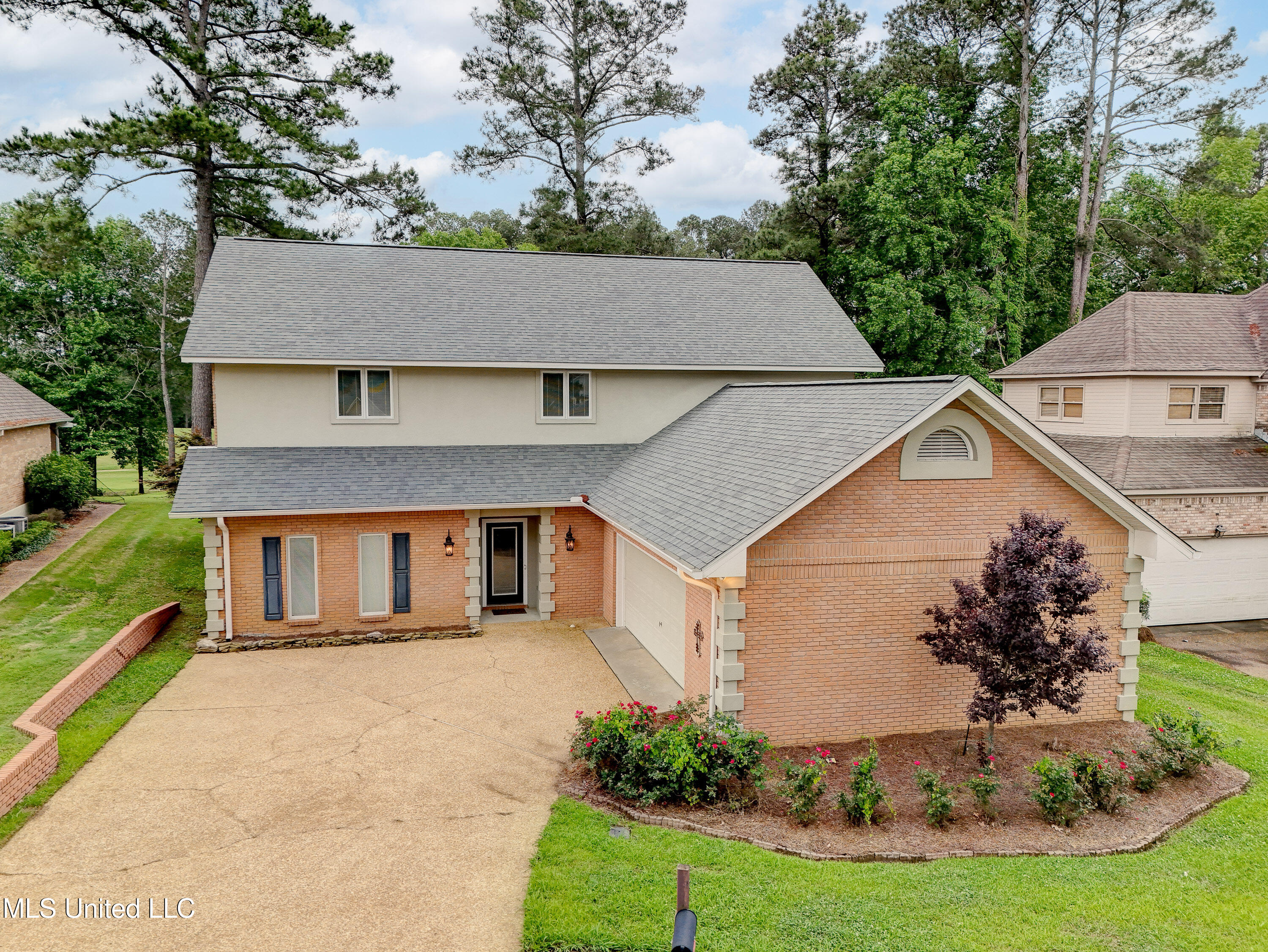 3099 E Fairway Drive, Brandon, Mississippi image 3