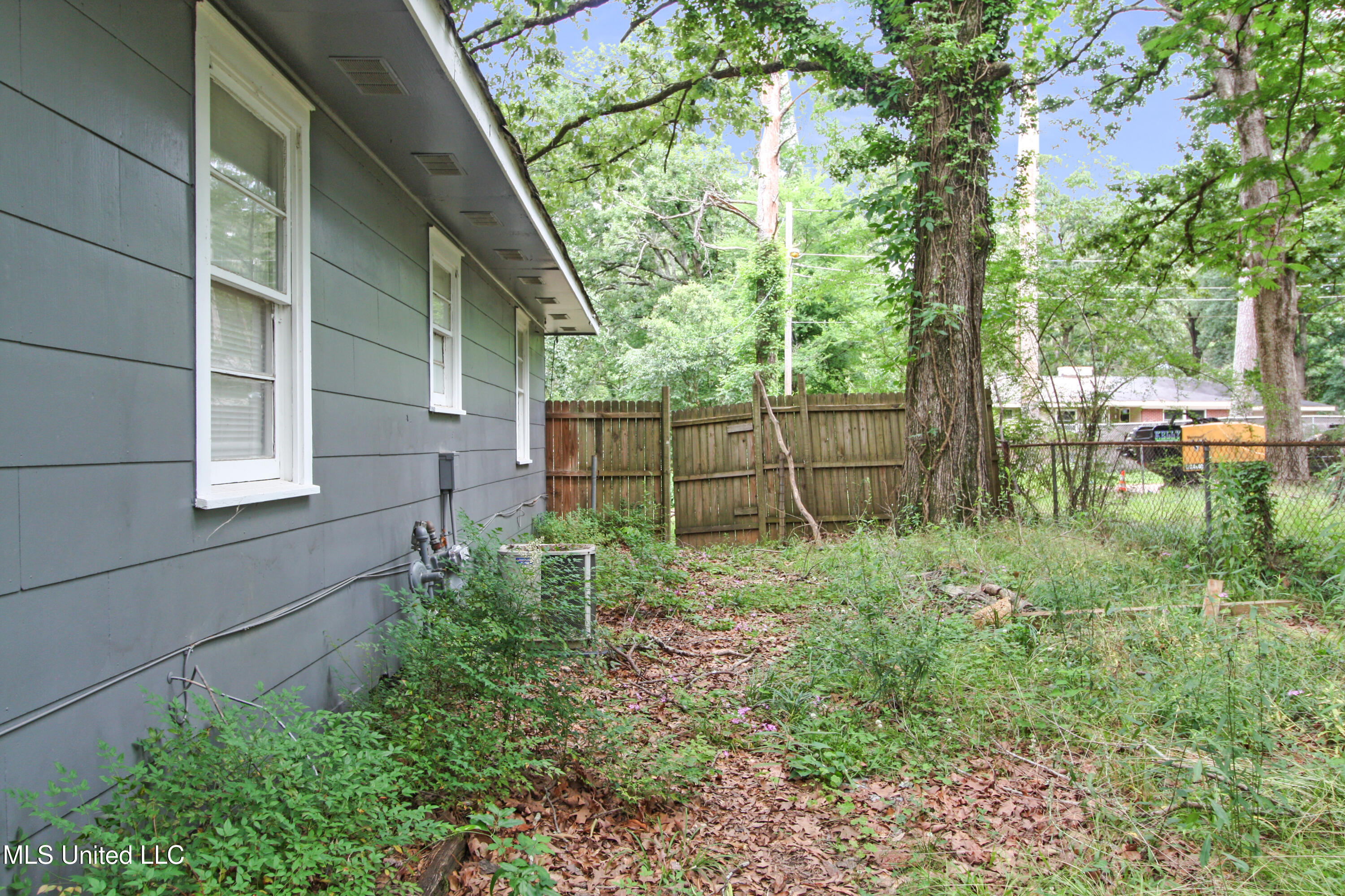 1249 Marydale Drive Drive, Jackson, Mississippi image 8