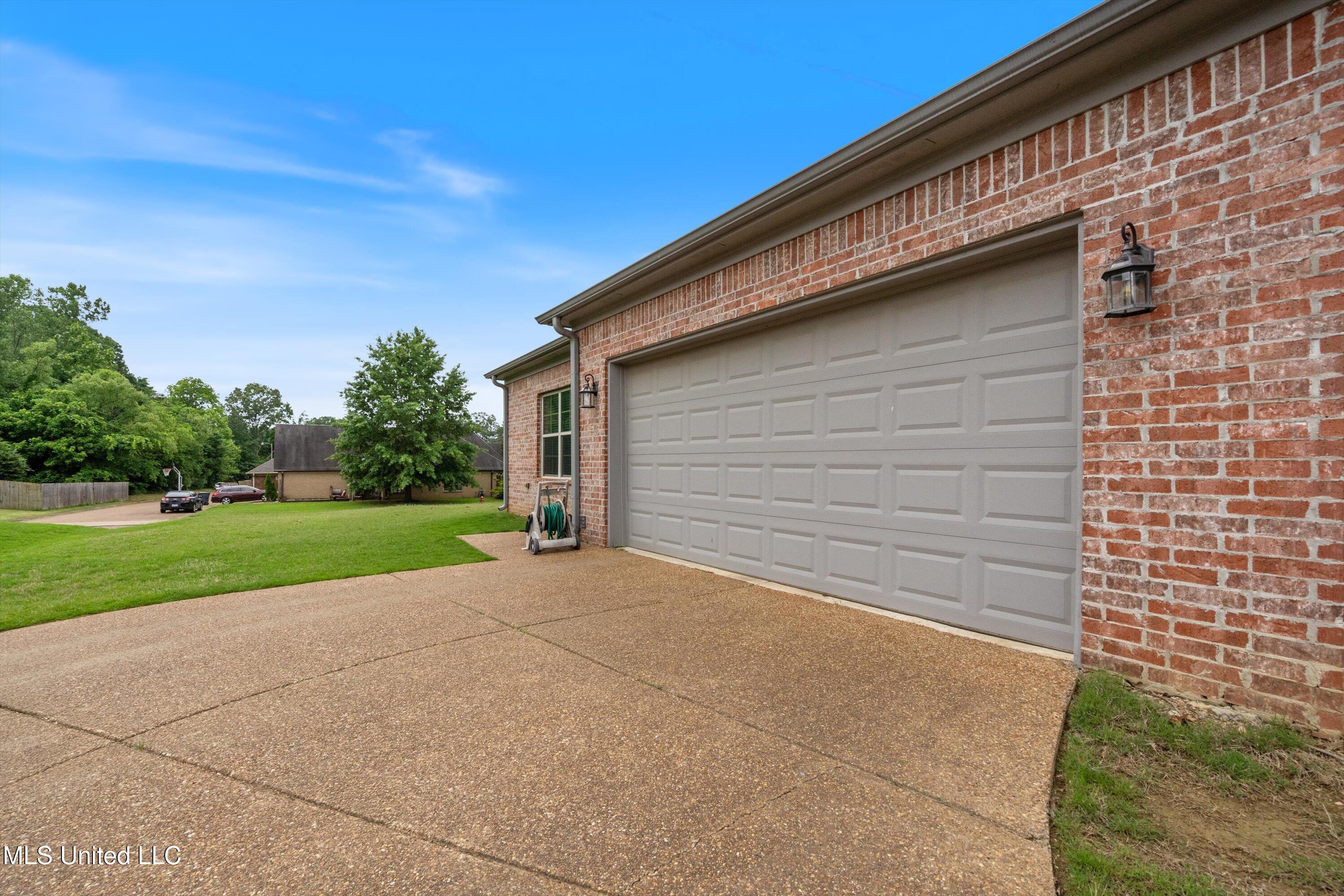 3140 Magnolia Drive, Hernando, Mississippi image 24