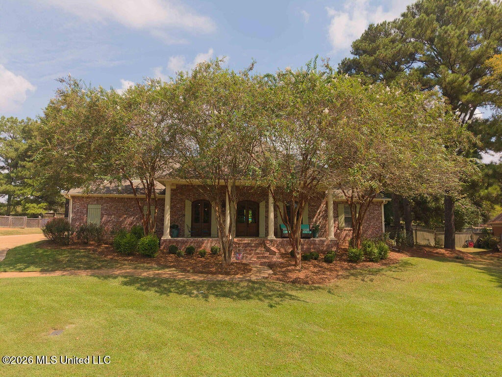 255 Forest Lake Drive
