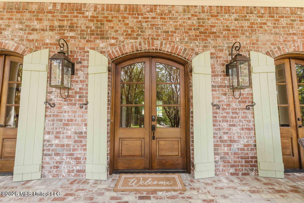 255 Forest Lake Drive