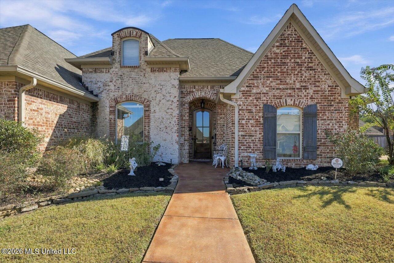 804 Osagian Circle