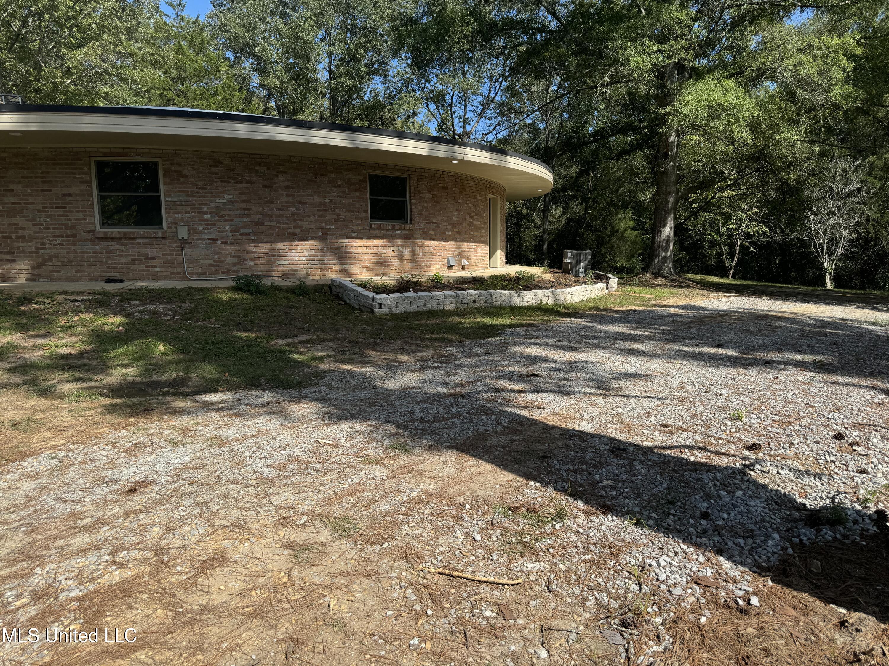 1879 Flowers Road, Terry, Mississippi image 41