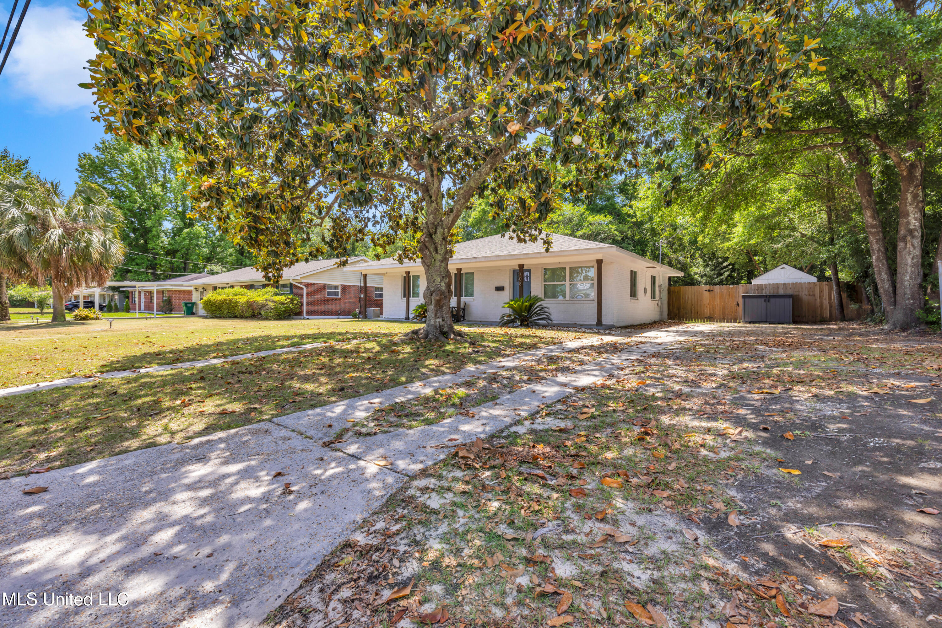 708 Augustine Drive, Gulfport, Mississippi image 2